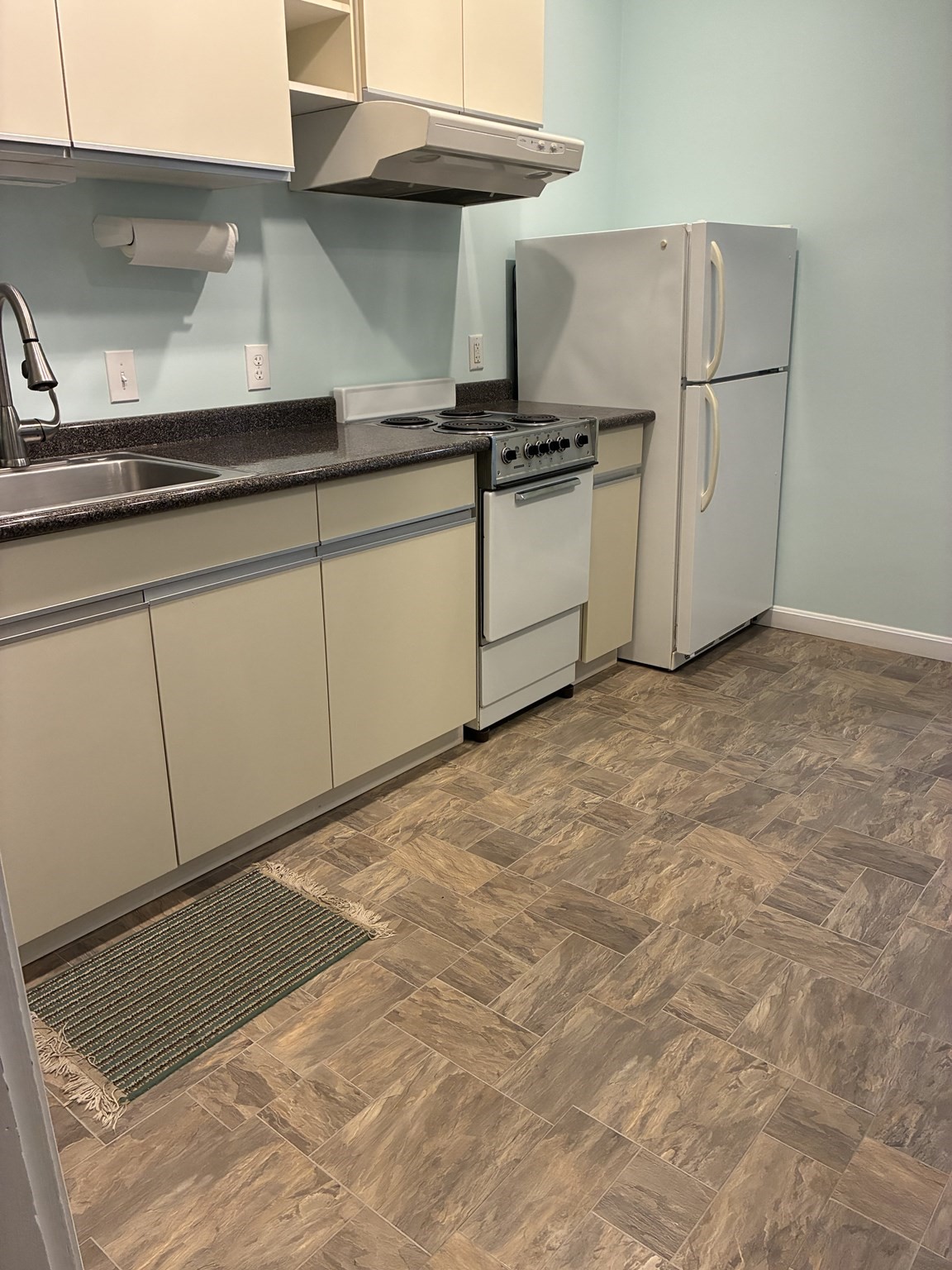 46 Taylor Ave Property Photo 18