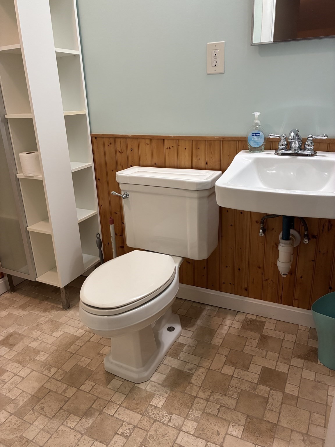 46 Taylor Ave Property Photo 22