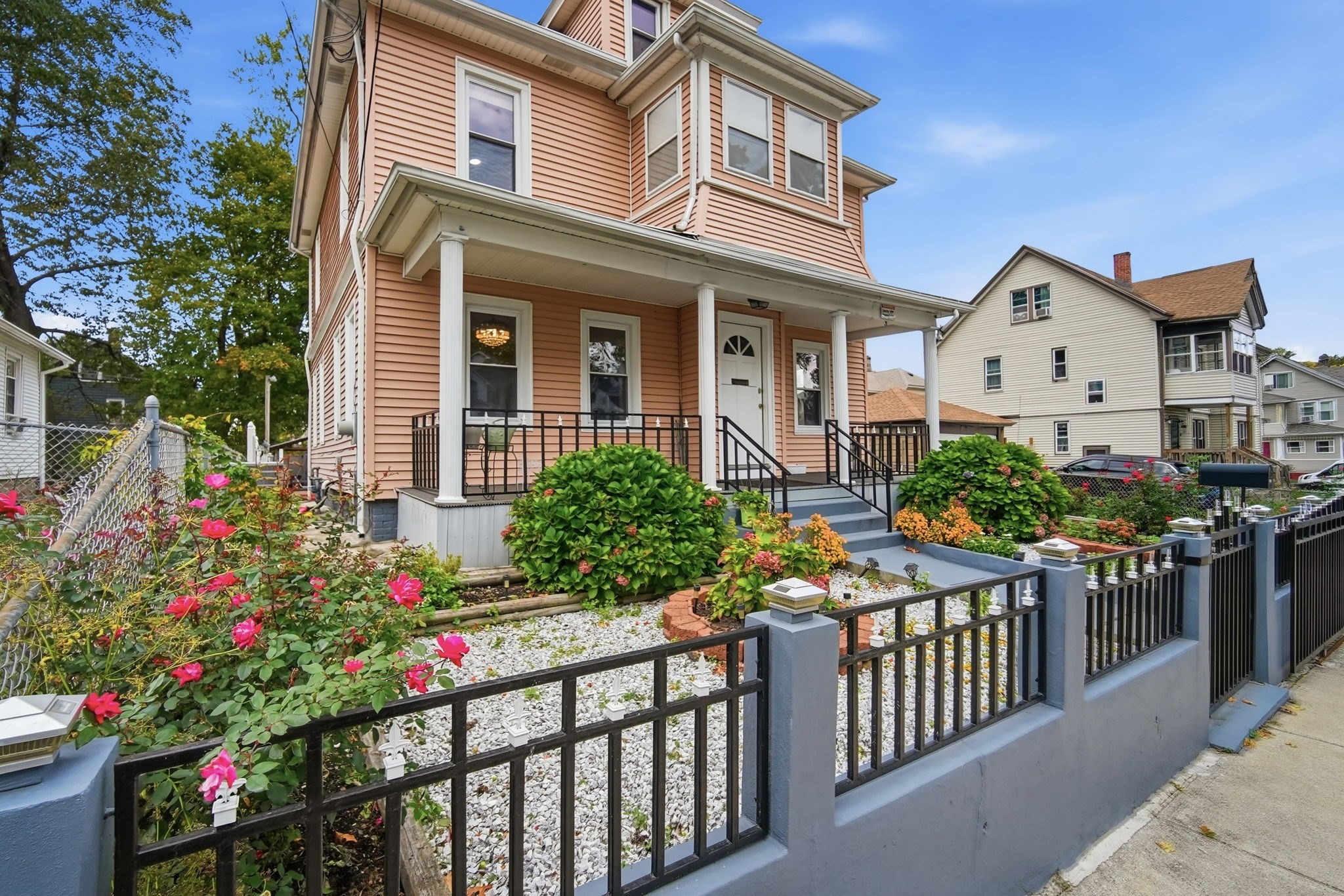 98 Bristol Street Property Photo 3