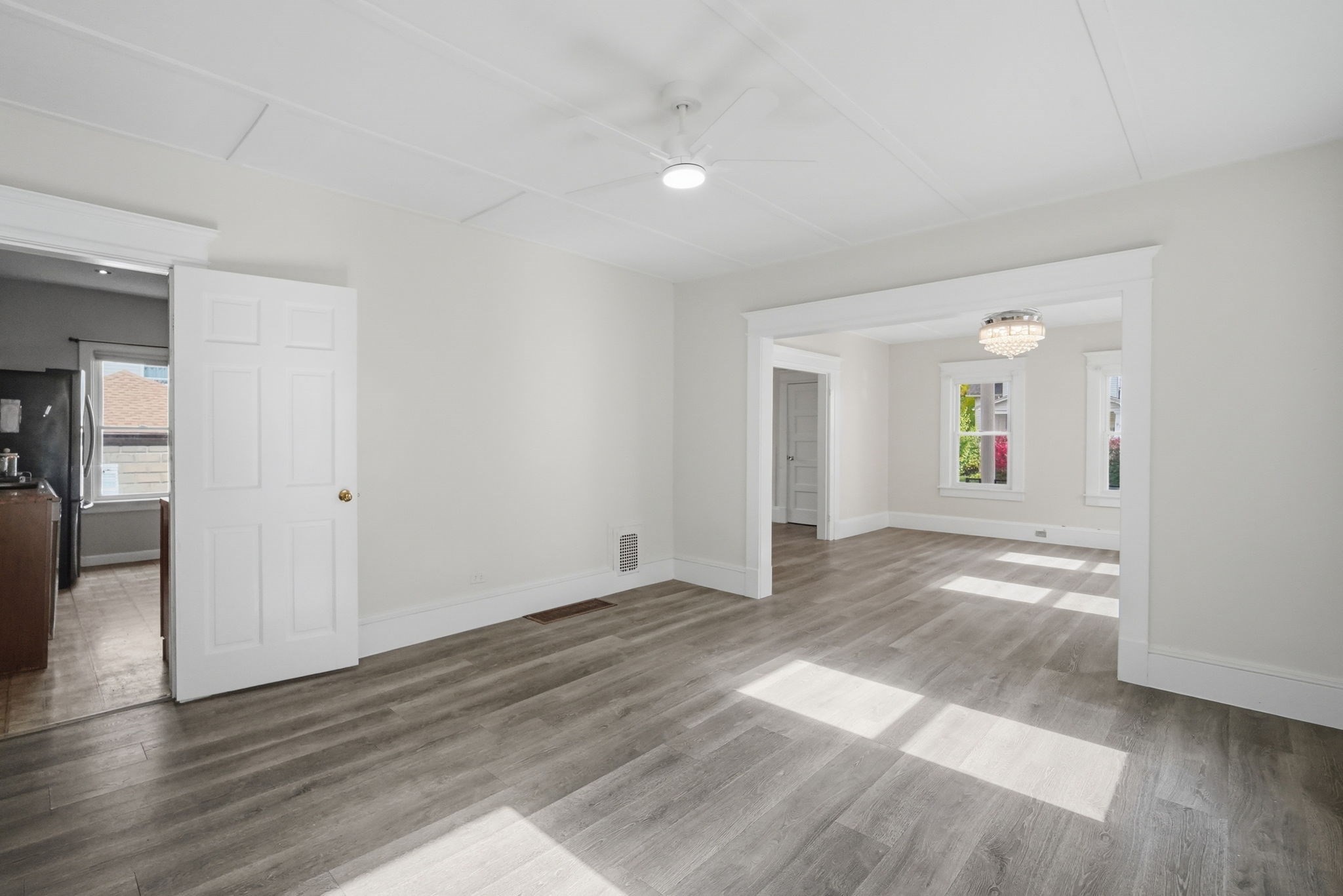 98 Bristol Street Property Photo 6