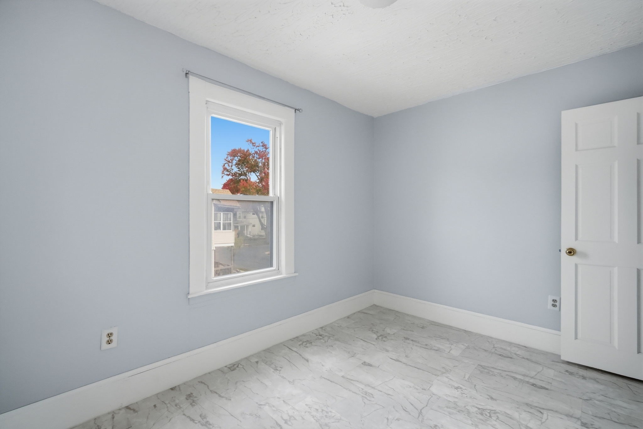 98 Bristol Street Property Photo 15
