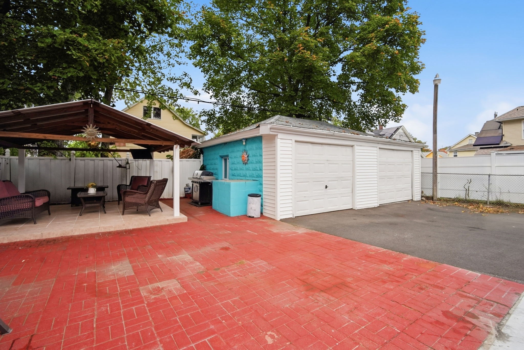 98 Bristol Street Property Photo 33