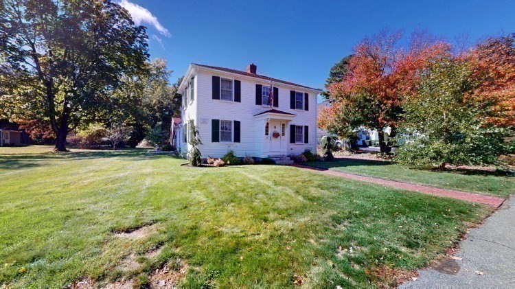 10 Mansfield Ave Property Photo 23