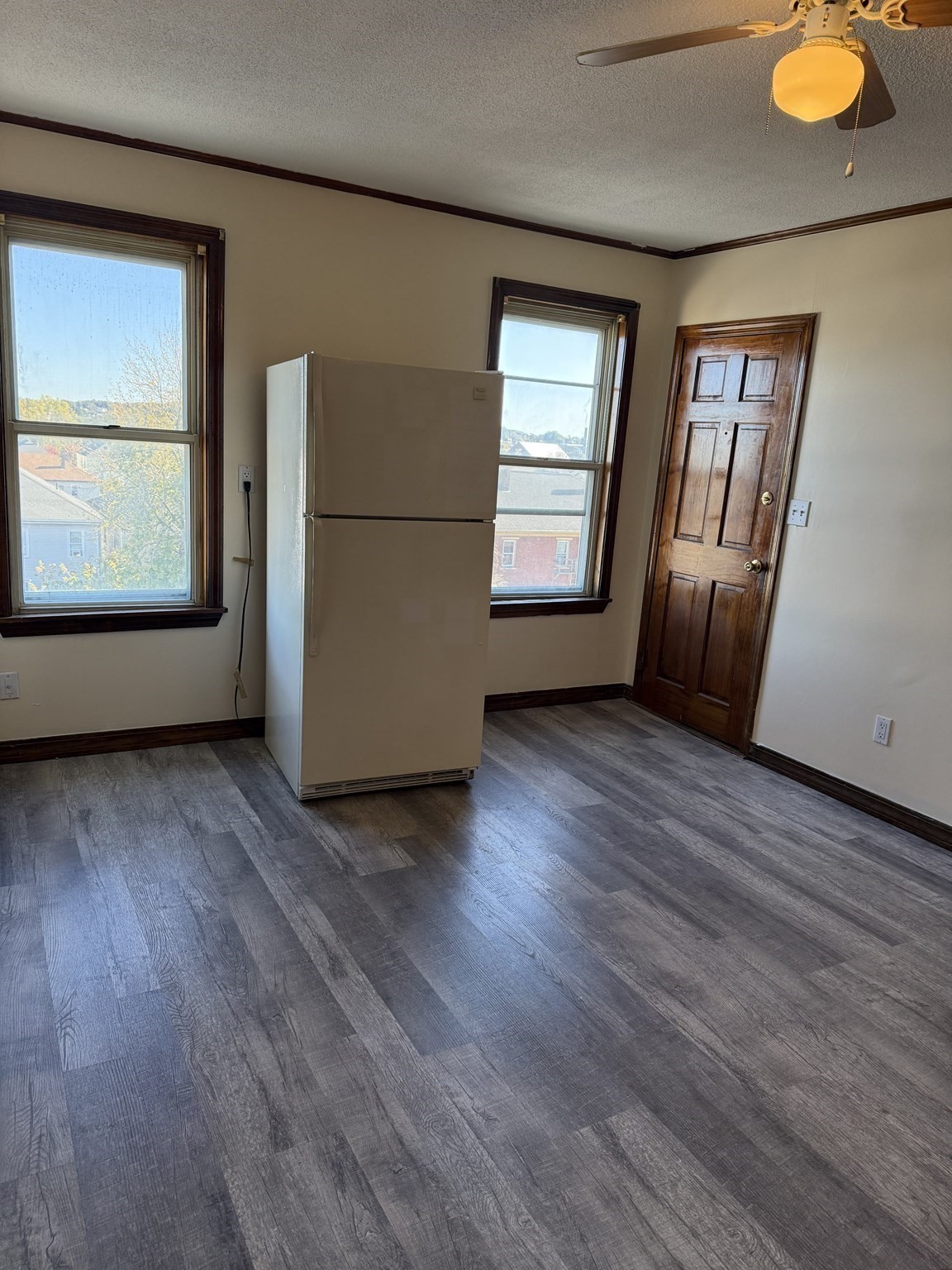 212-218 Lowell St # 3w Property Photo 4
