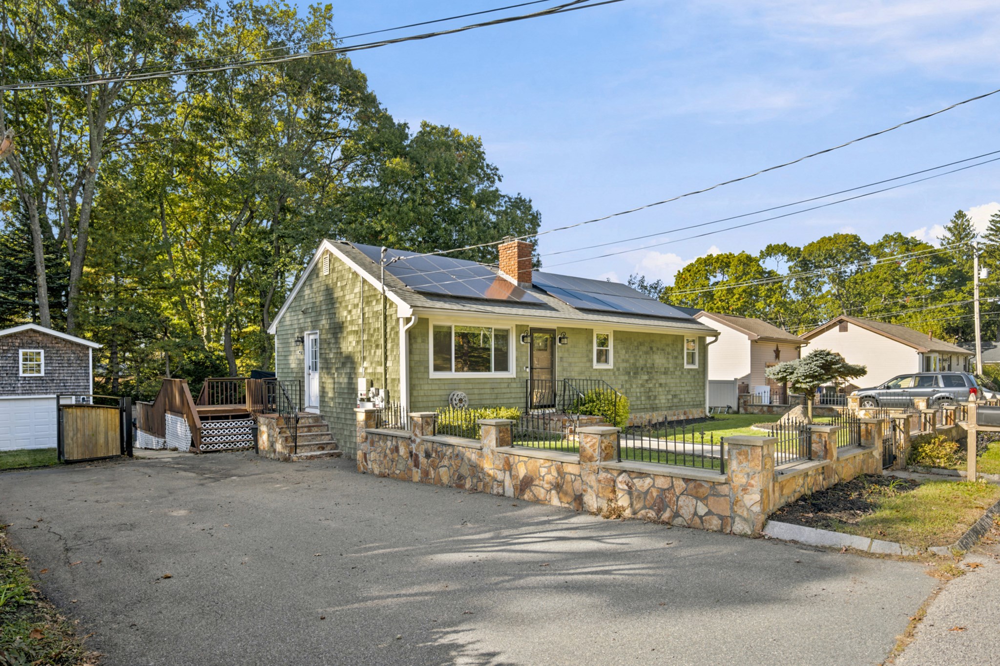29 Reservoir Street Property Photo 2