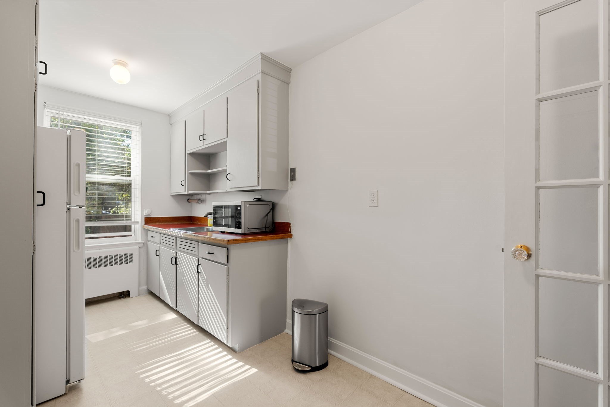 136 Beaconsfield Rd # 2 Property Photo 8