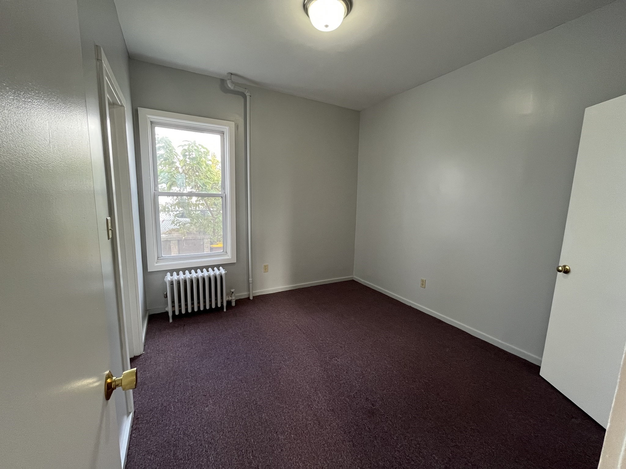 306 Bank St # 2 Property Photo 6