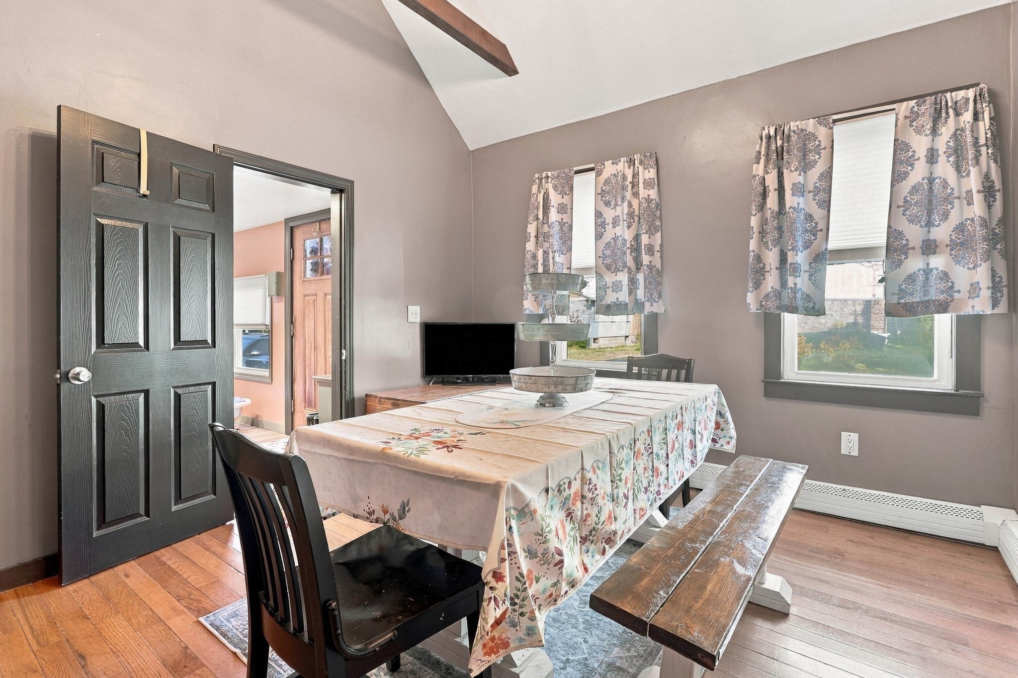 21 Custer St Property Photo 6