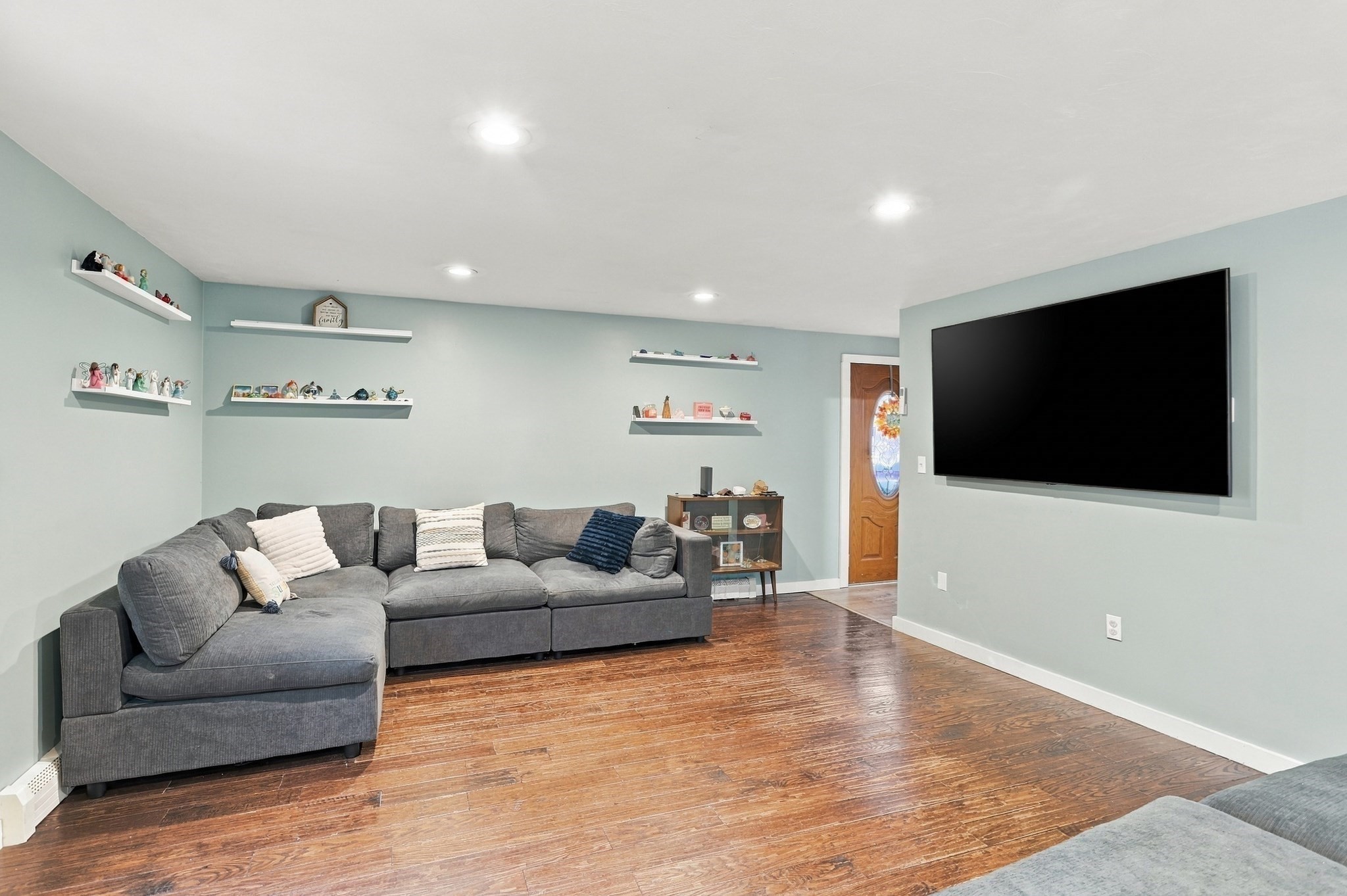 21 Custer St Property Photo 10