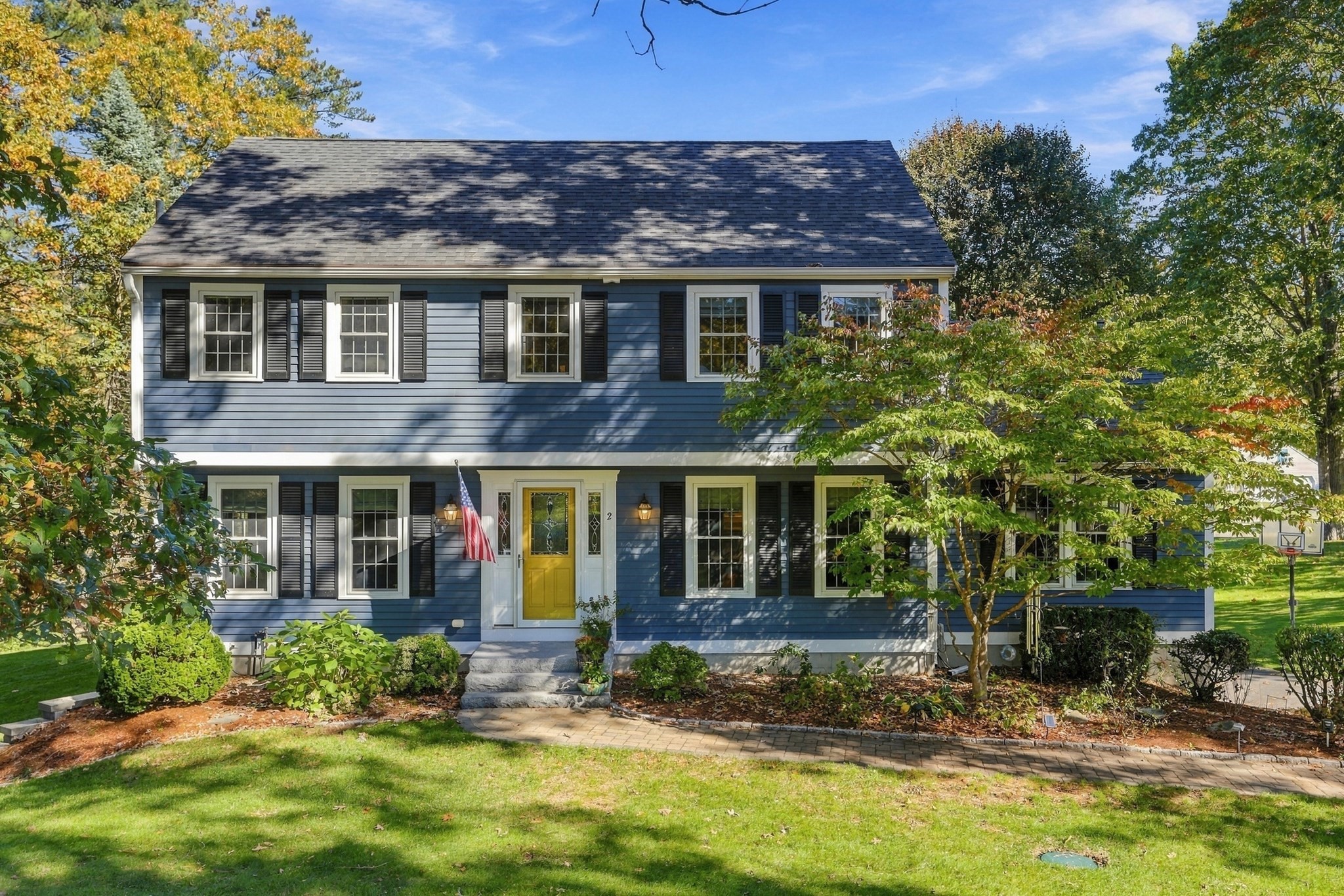 2 Canter Circle Property Photo 1