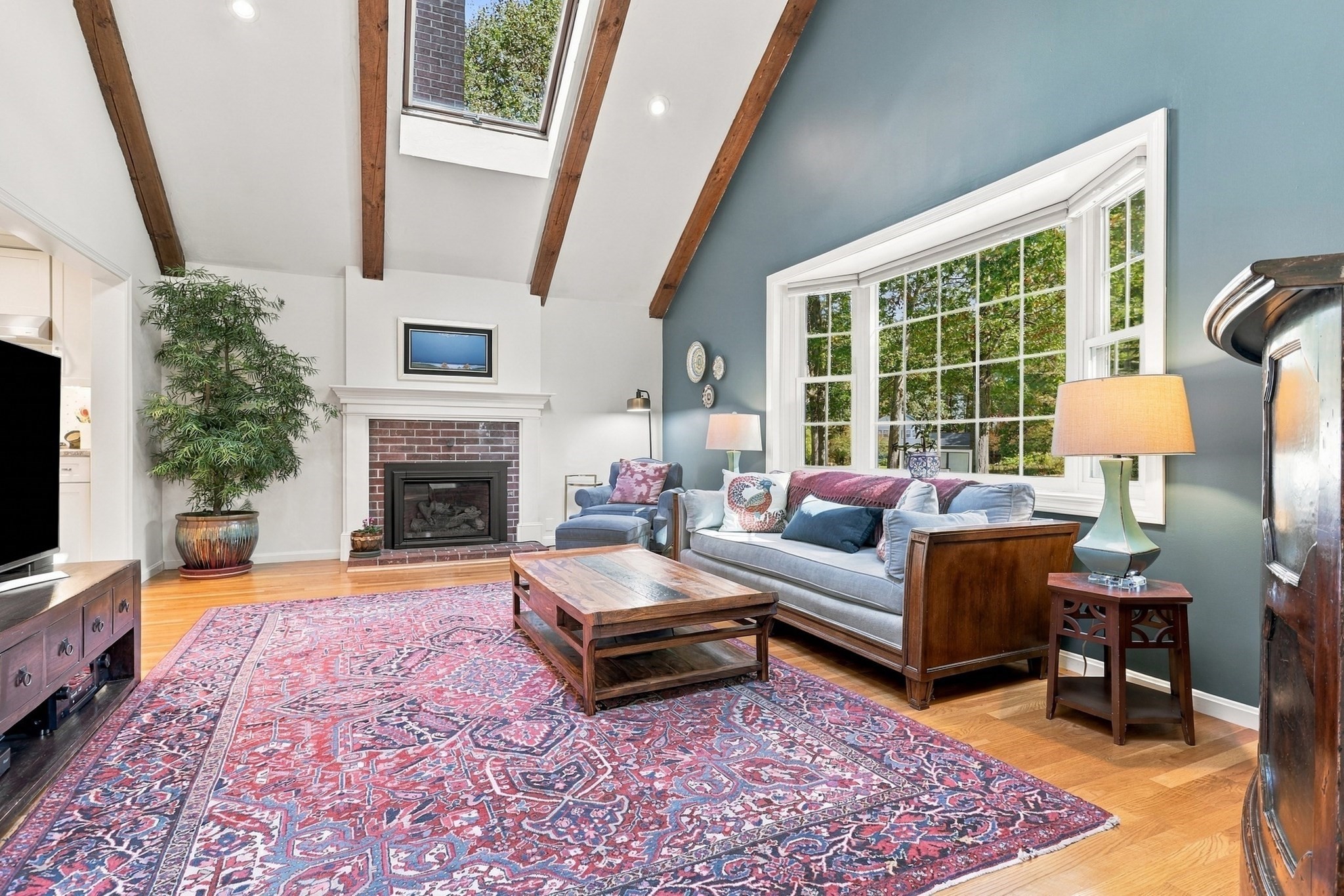 2 Canter Circle Property Photo 3