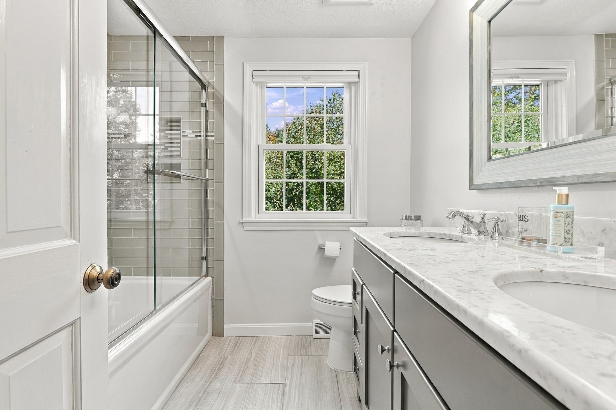 2 Canter Circle Property Photo 29