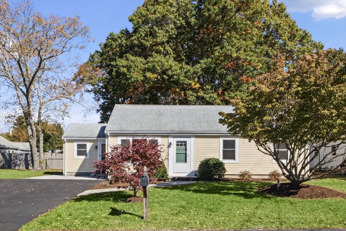 13 Oakdale Road Property Photo 2