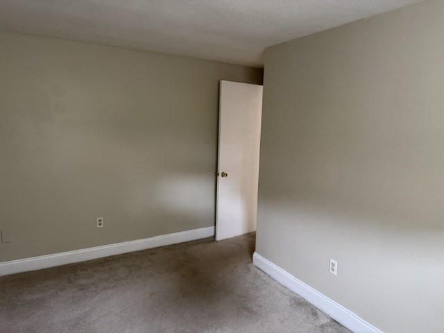 11 Auna Dr # 3 Property Photo 8