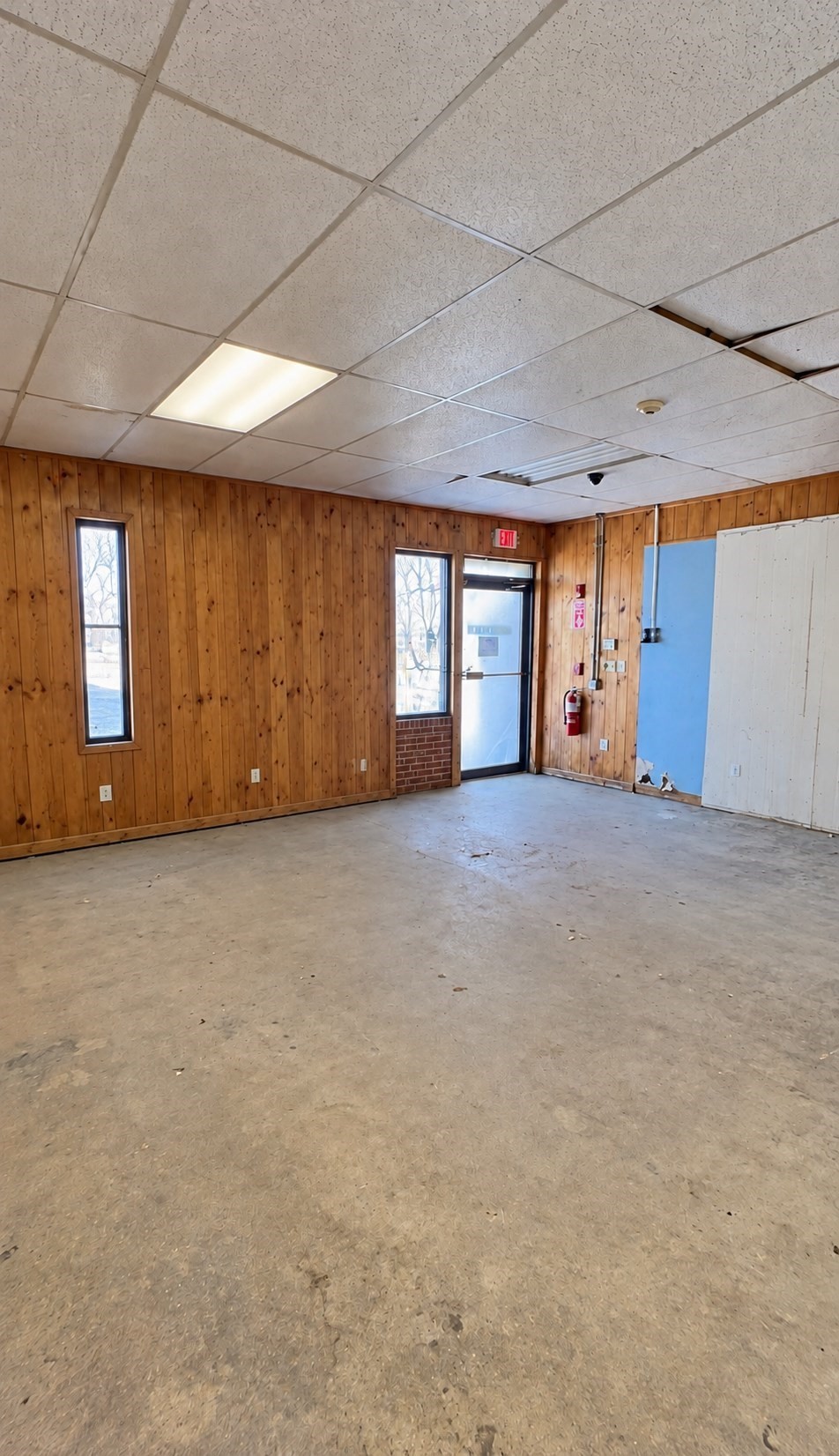 839 Park St Property Photo 3