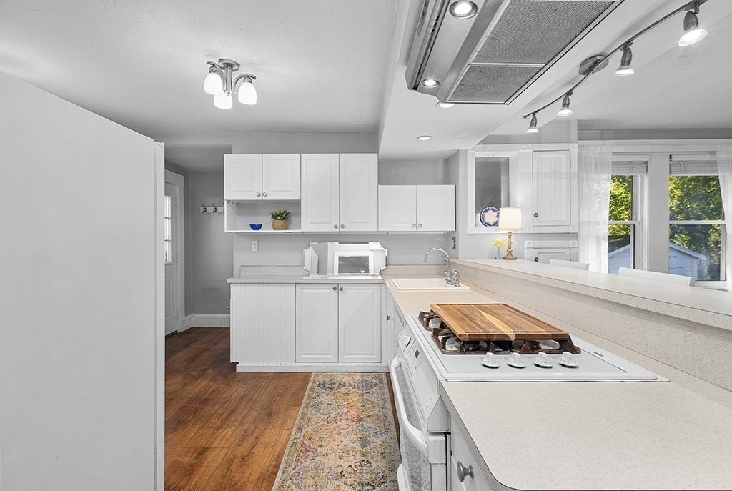 54 Riverside Place Property Photo 14