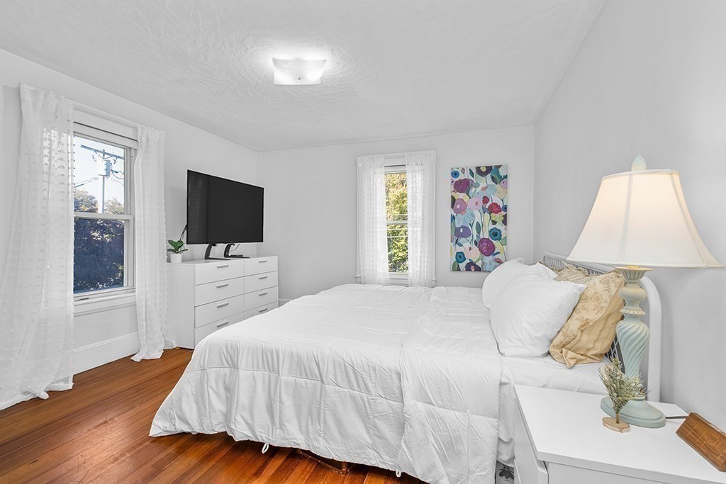 54 Riverside Place Property Photo 17
