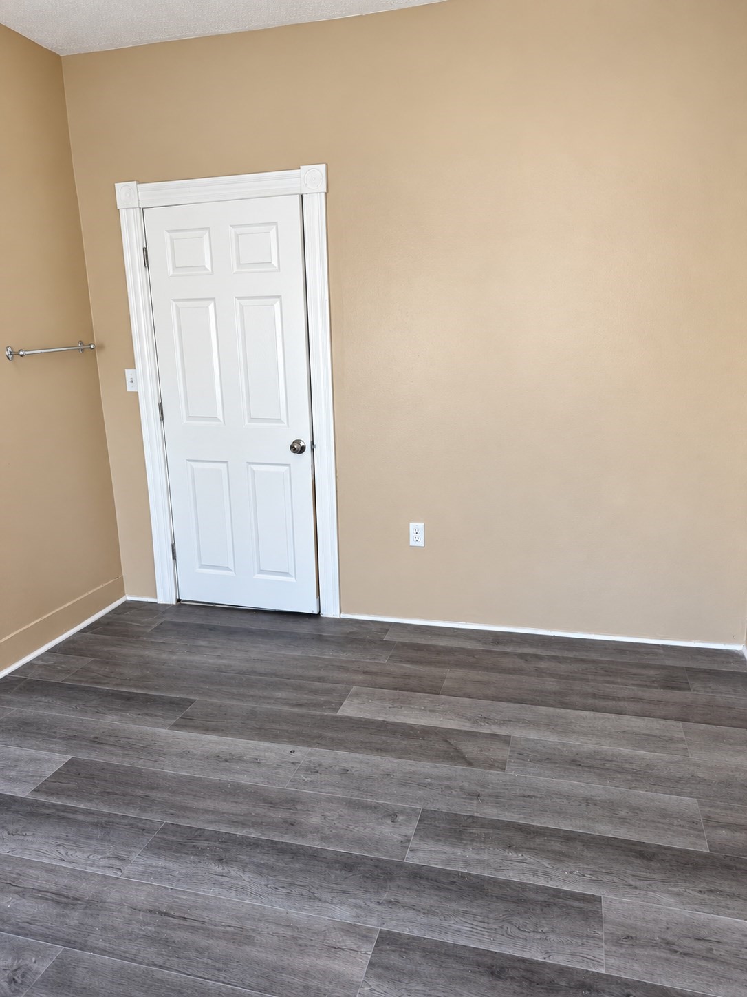 10 Wilkins Pl Property Photo 2