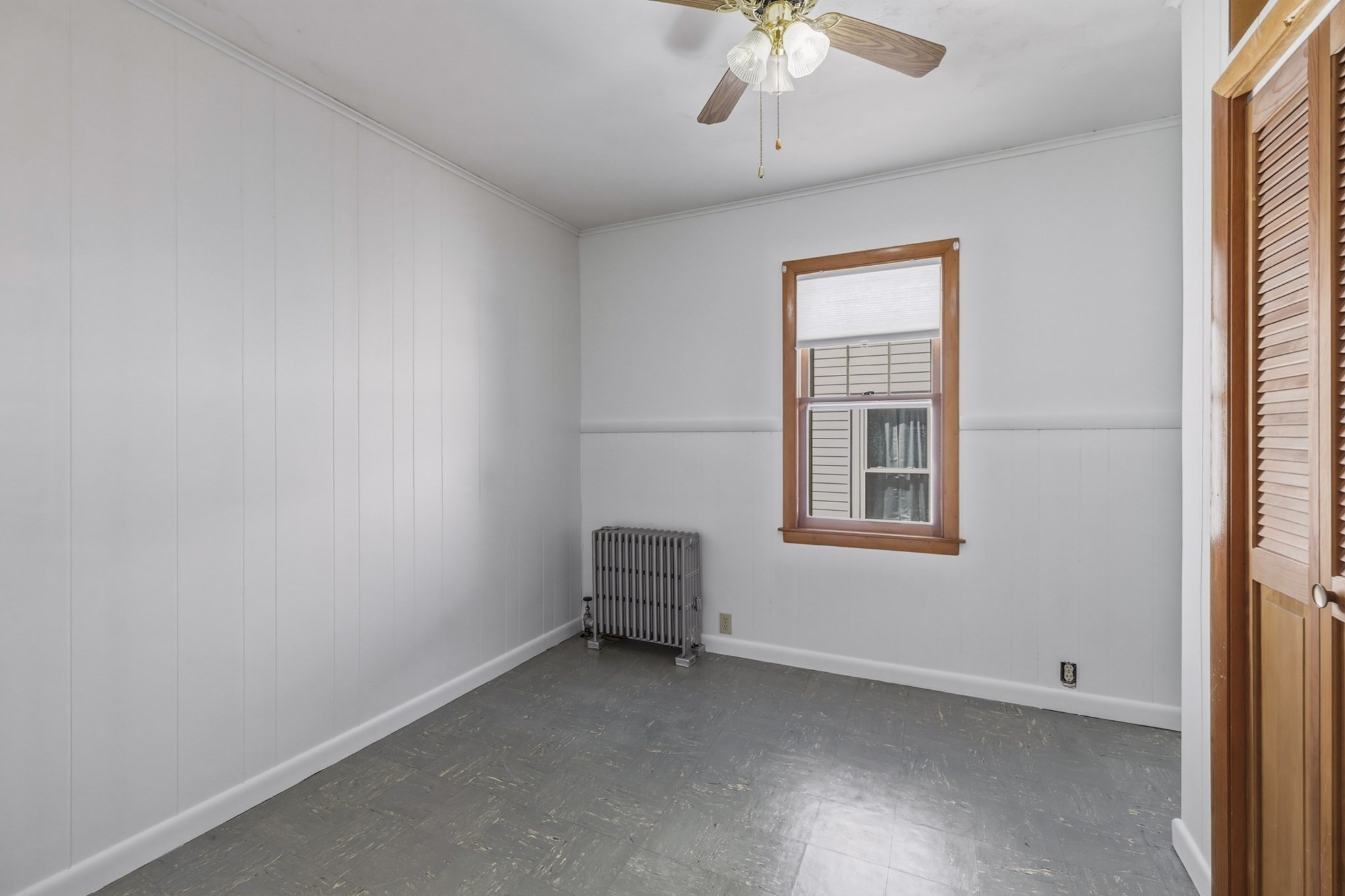 196 Sargeant St Property Photo 24