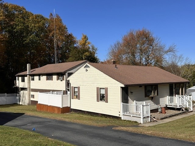 24 Woodland St Property Photo 1