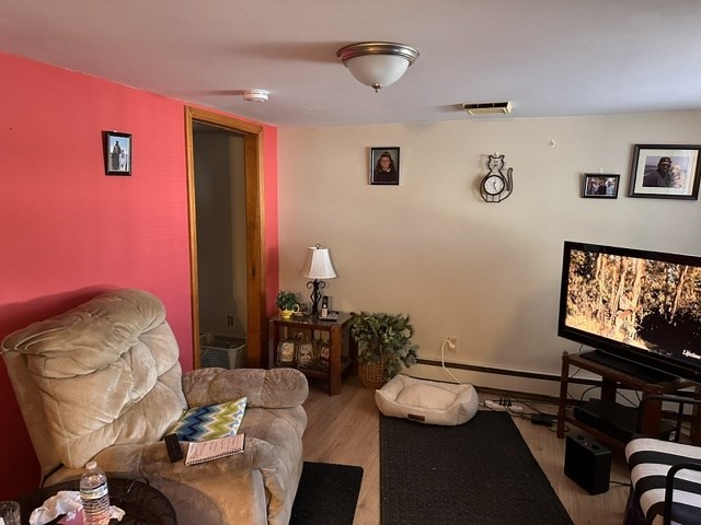 24 Woodland St Property Photo 22