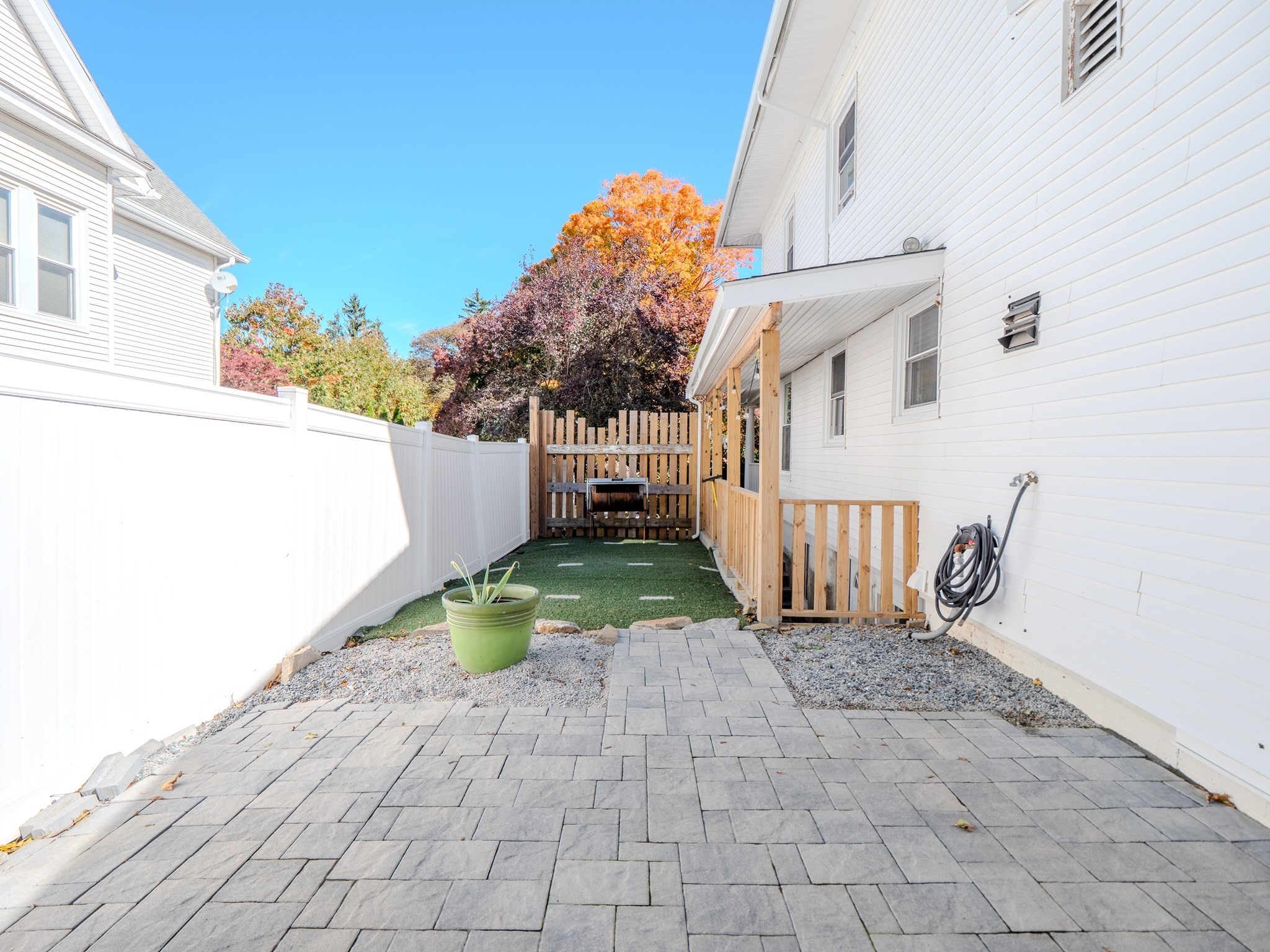 16 Morningside Rd Property Photo 6
