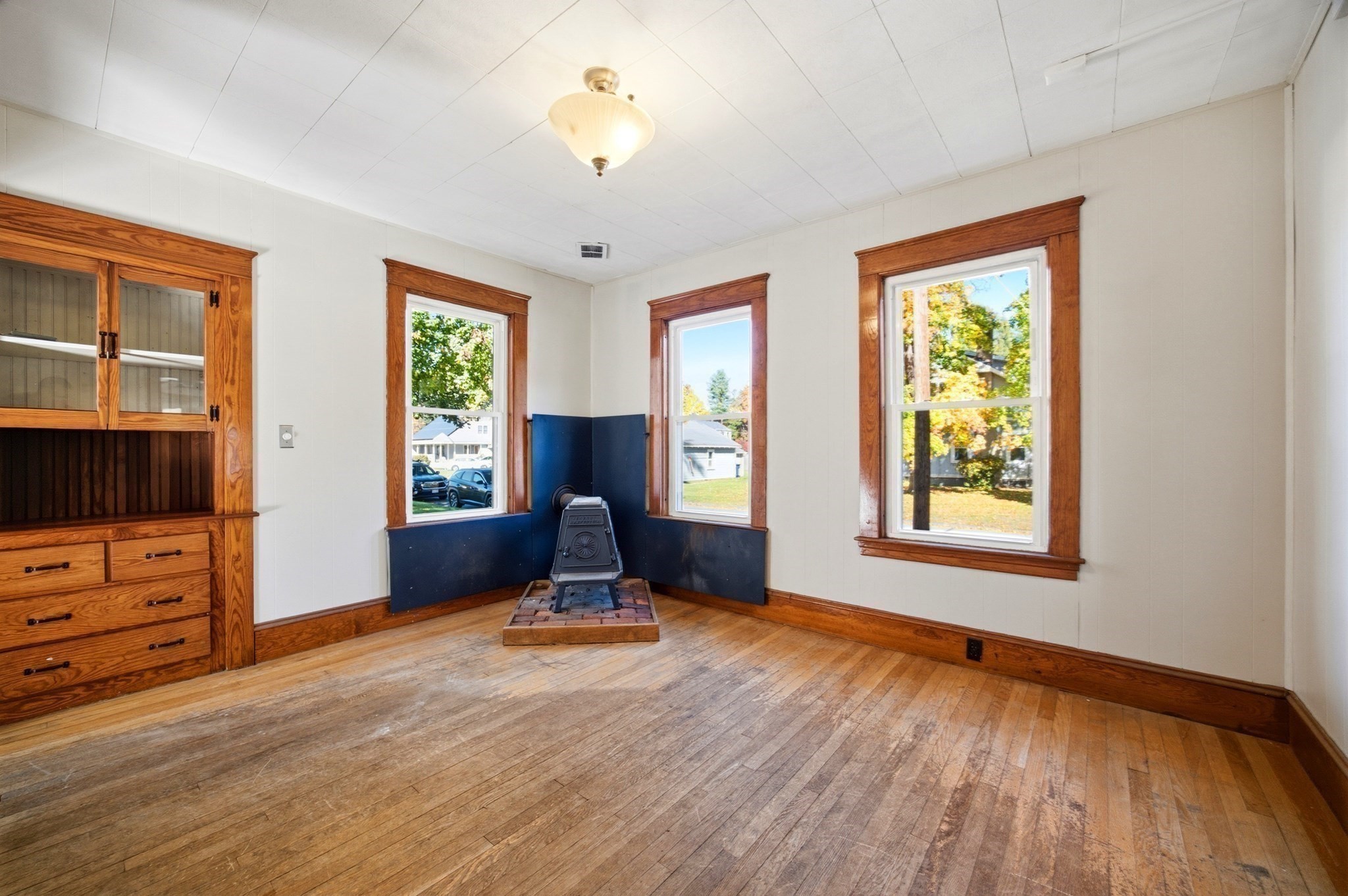 25 Park Ave Property Photo 15