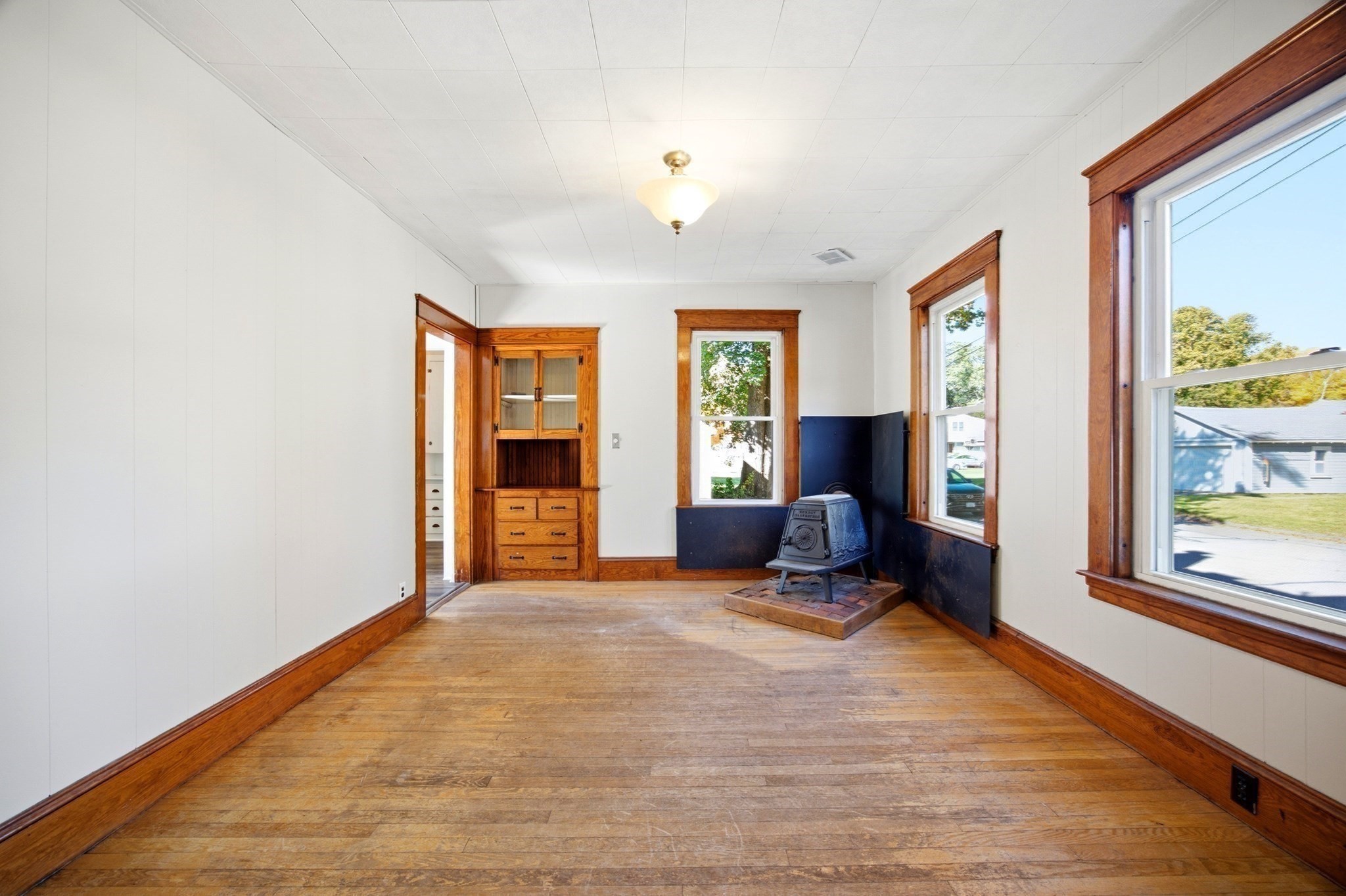 25 Park Ave Property Photo 16