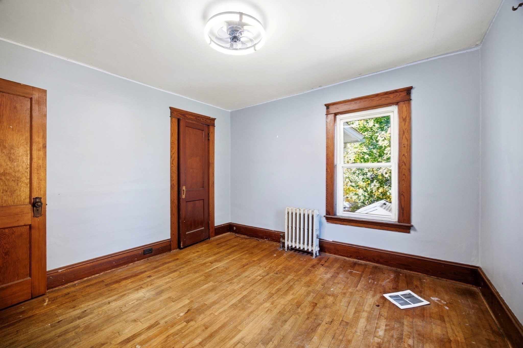 25 Park Ave Property Photo 30