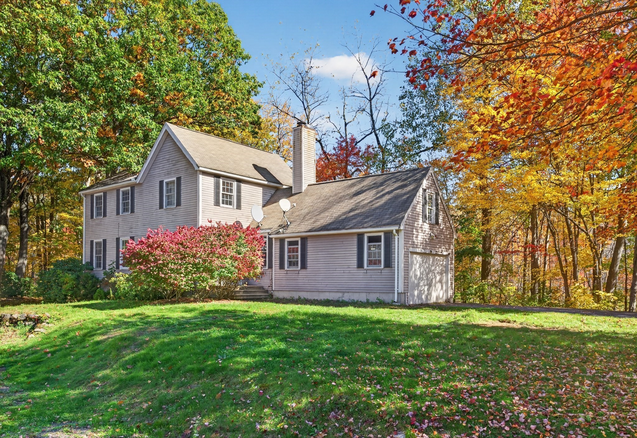 9 Arbor Drive Property Photo 1