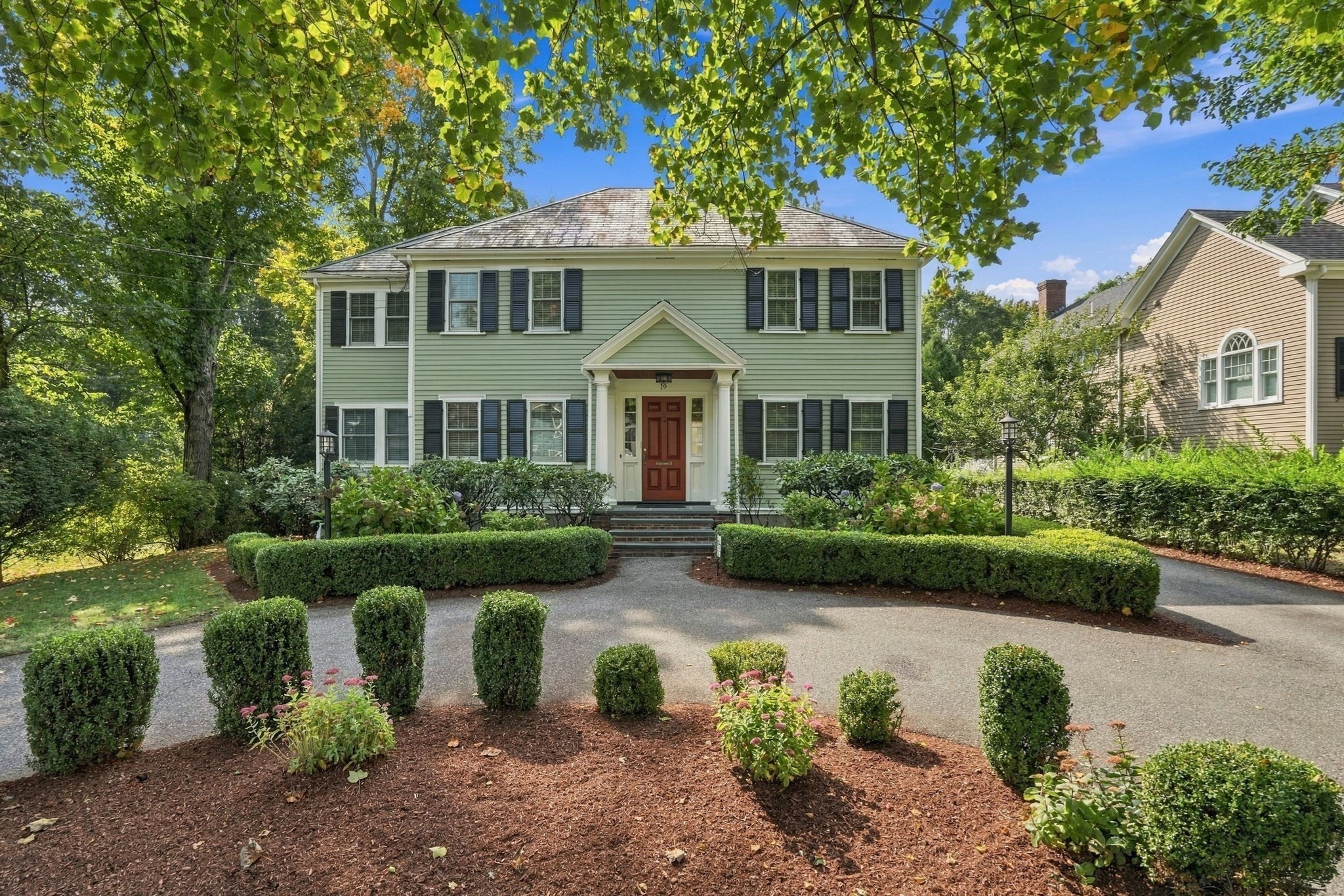 19 Vine Brook Rd