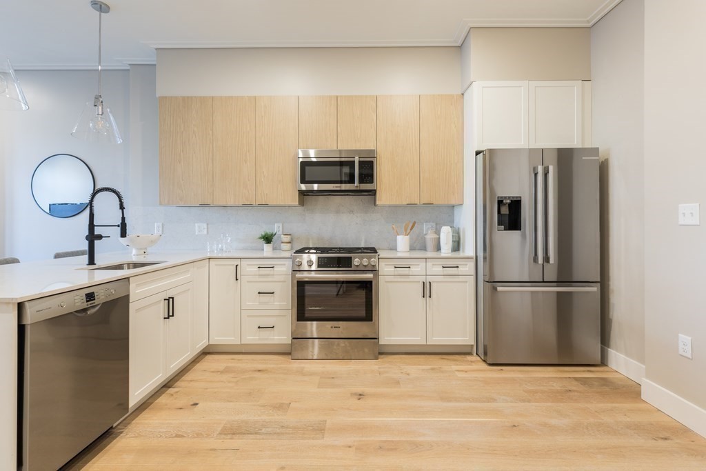 70 Leo M Birmingham Pkwy # 107 Property Photo 4