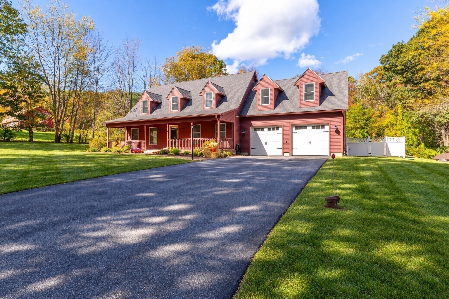164 Baldwin Street Property Photo 3