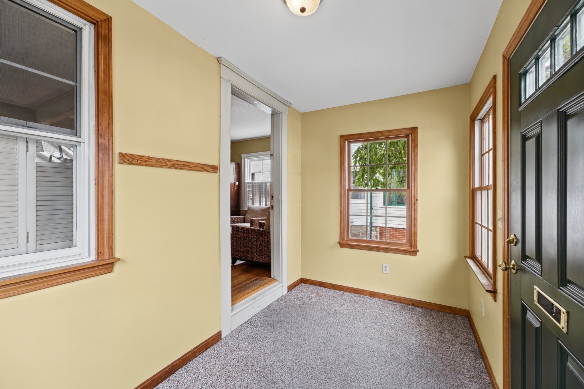 194 Clinton St Property Photo 3