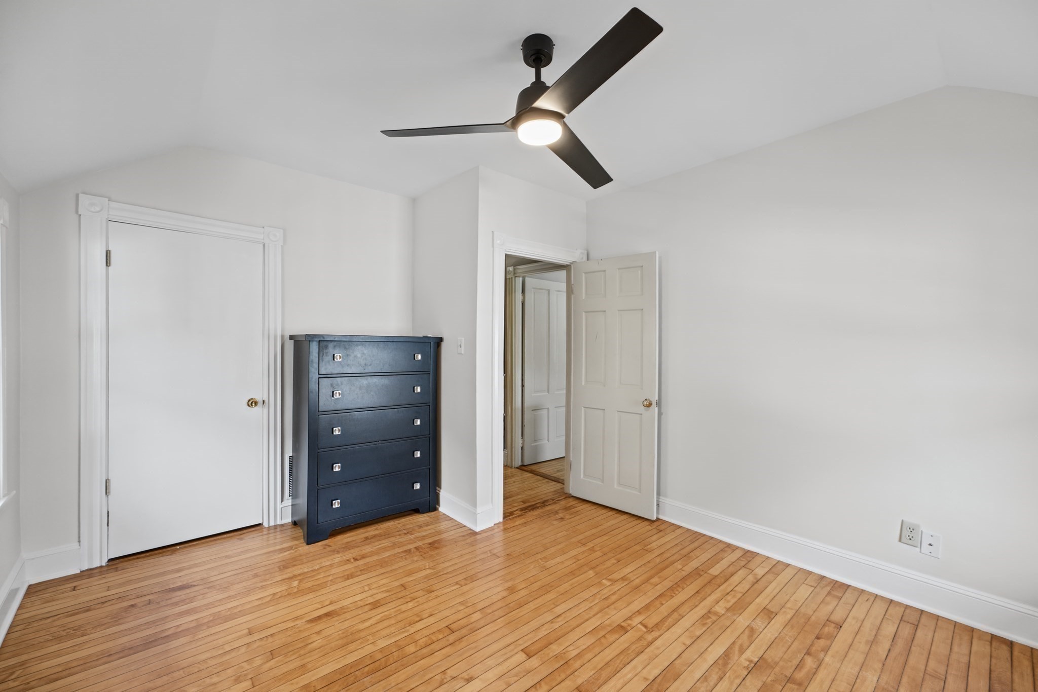 194 Clinton St Property Photo 23