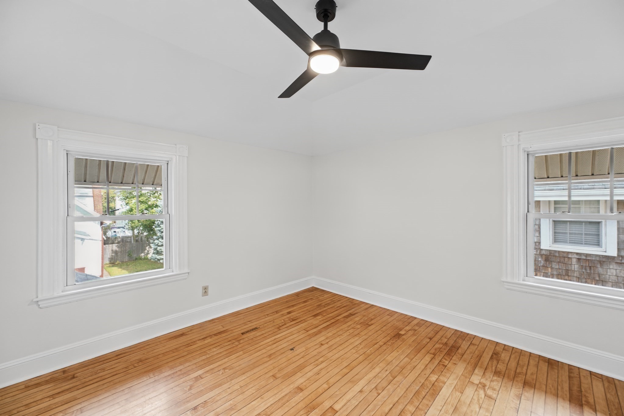 194 Clinton St Property Photo 24