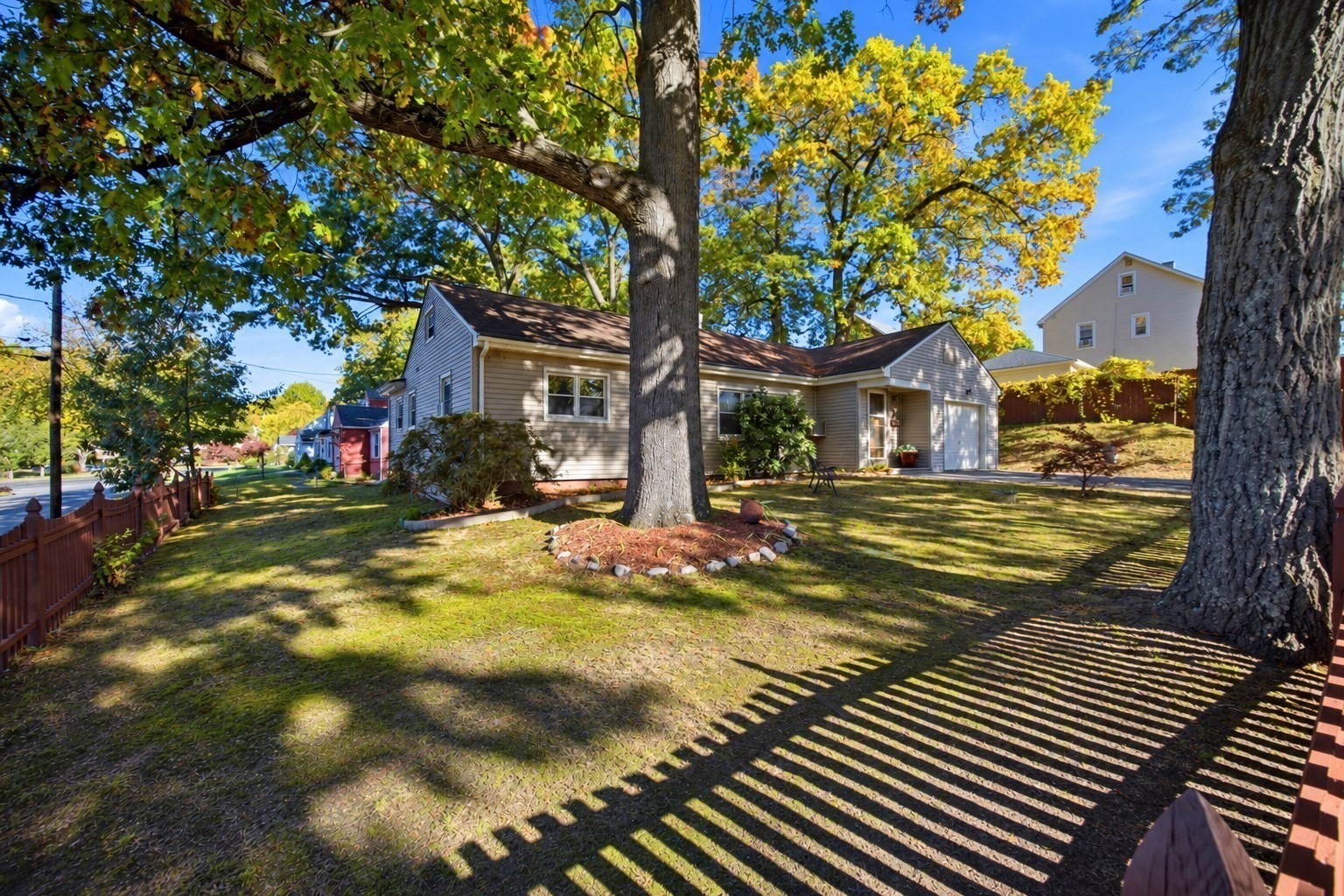 26 Fern St. Property Photo 5
