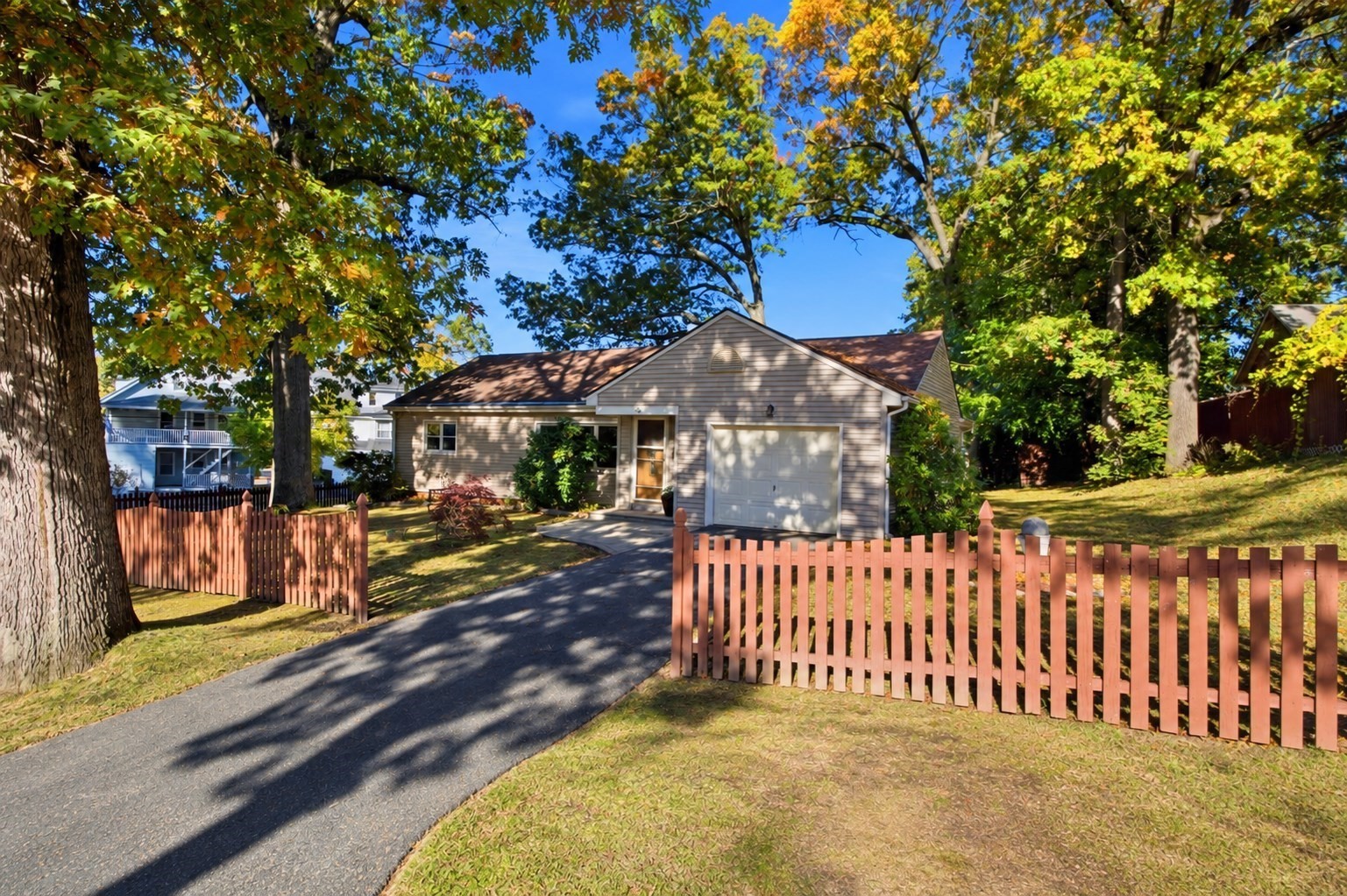 26 Fern St. Property Photo 13