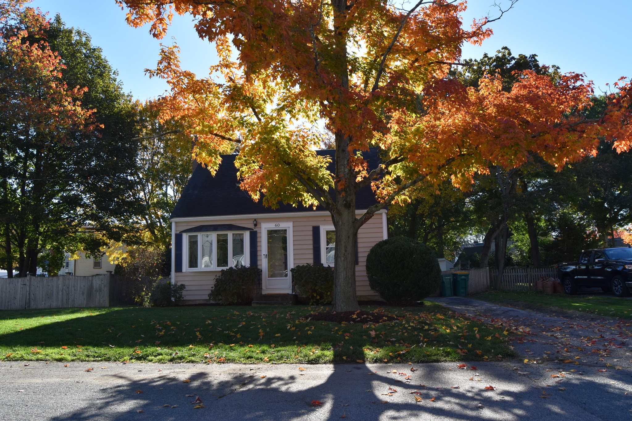 60 Sunnyside Road Property Photo 1