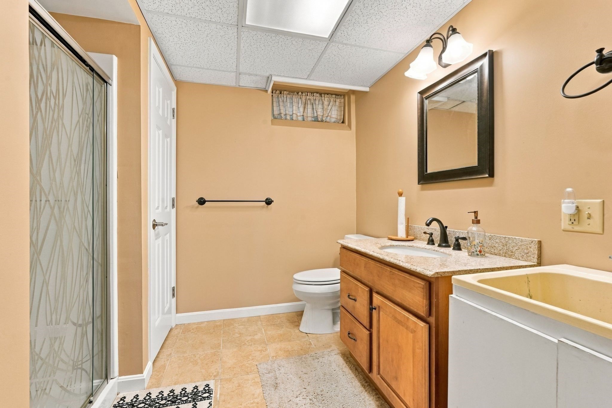 5 Maxine Cir Property Photo 25