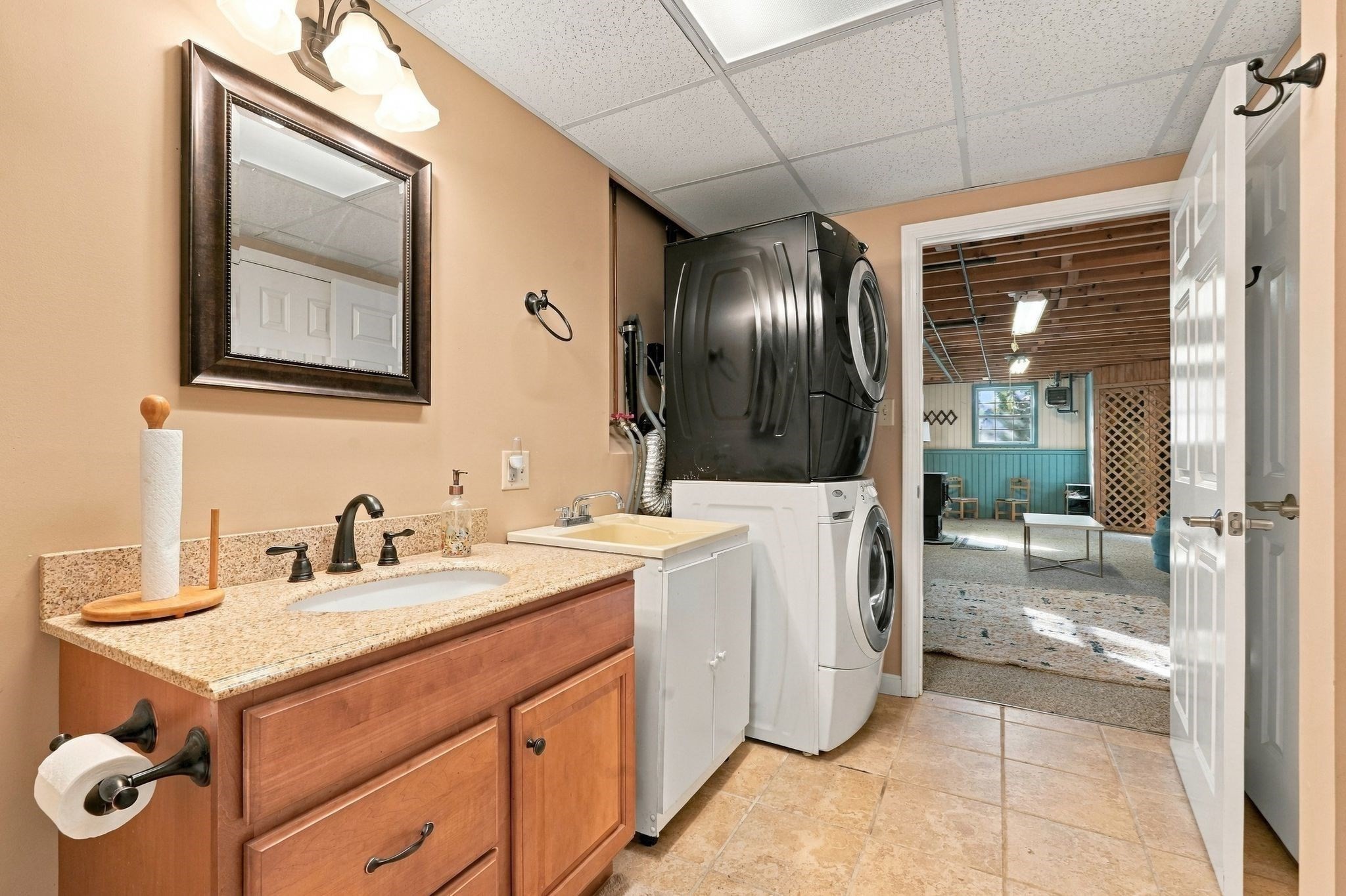 5 Maxine Cir Property Photo 26
