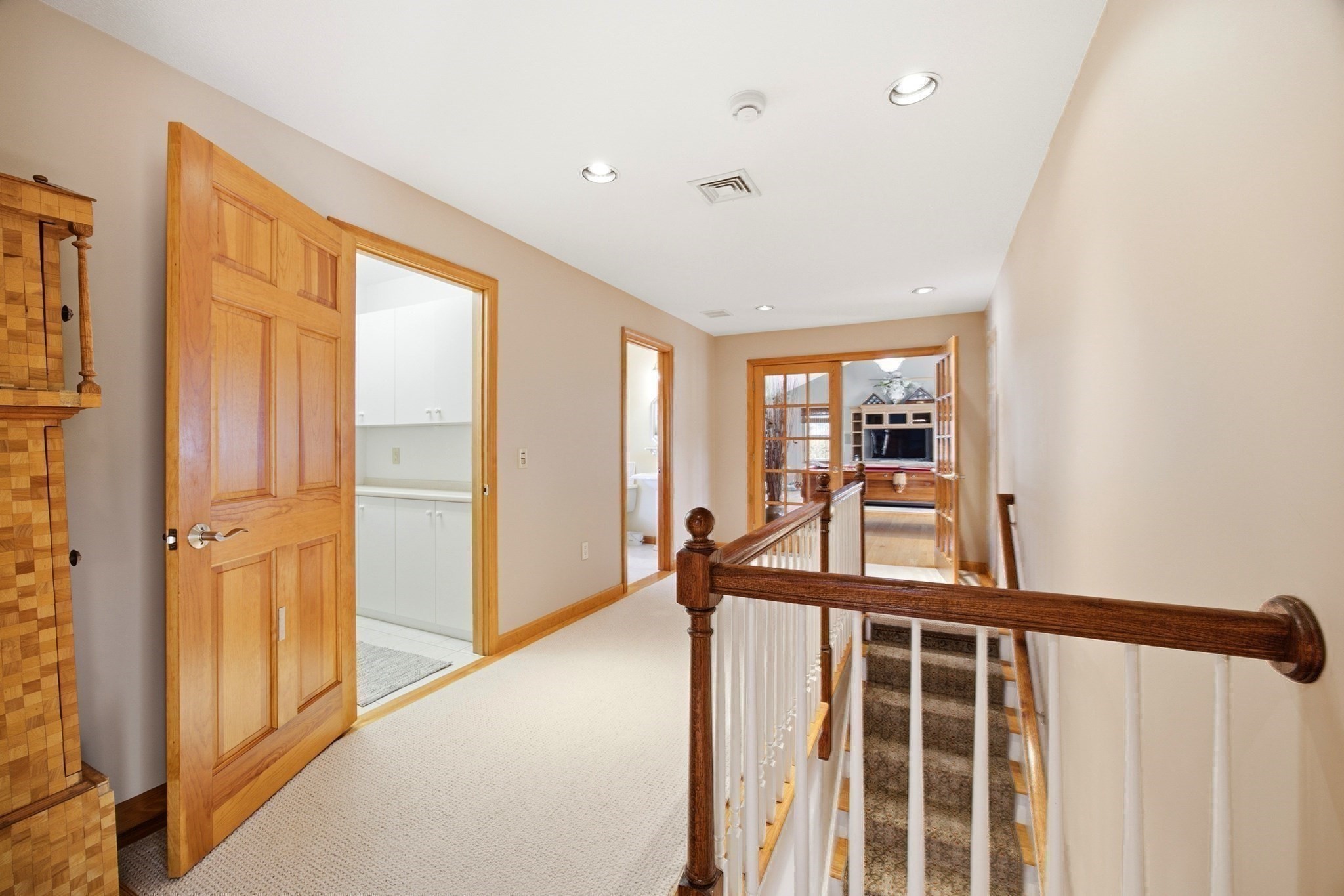 37 Upland Rd Property Photo 20