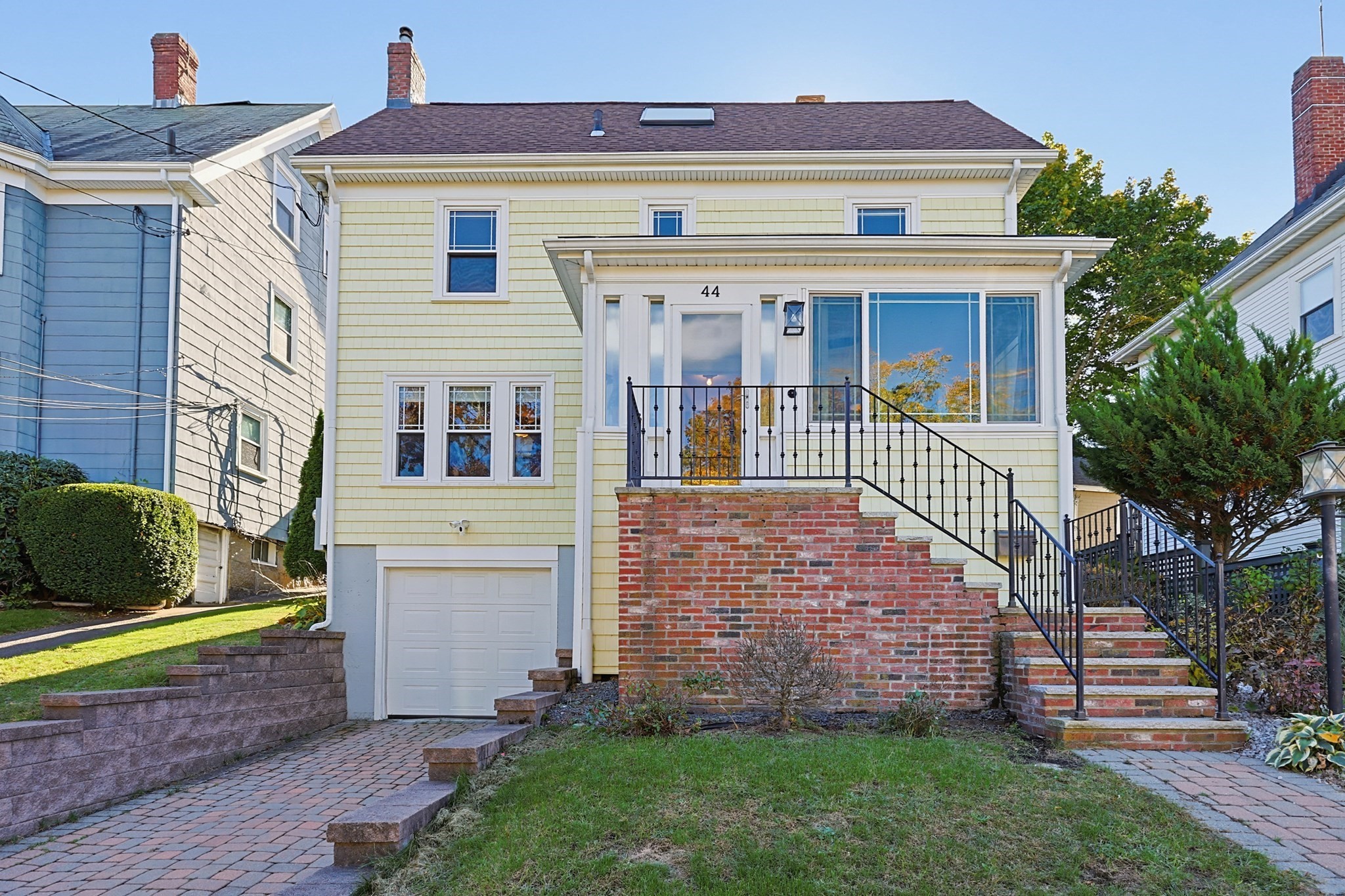 44 Lincoln Ave Property Photo 1