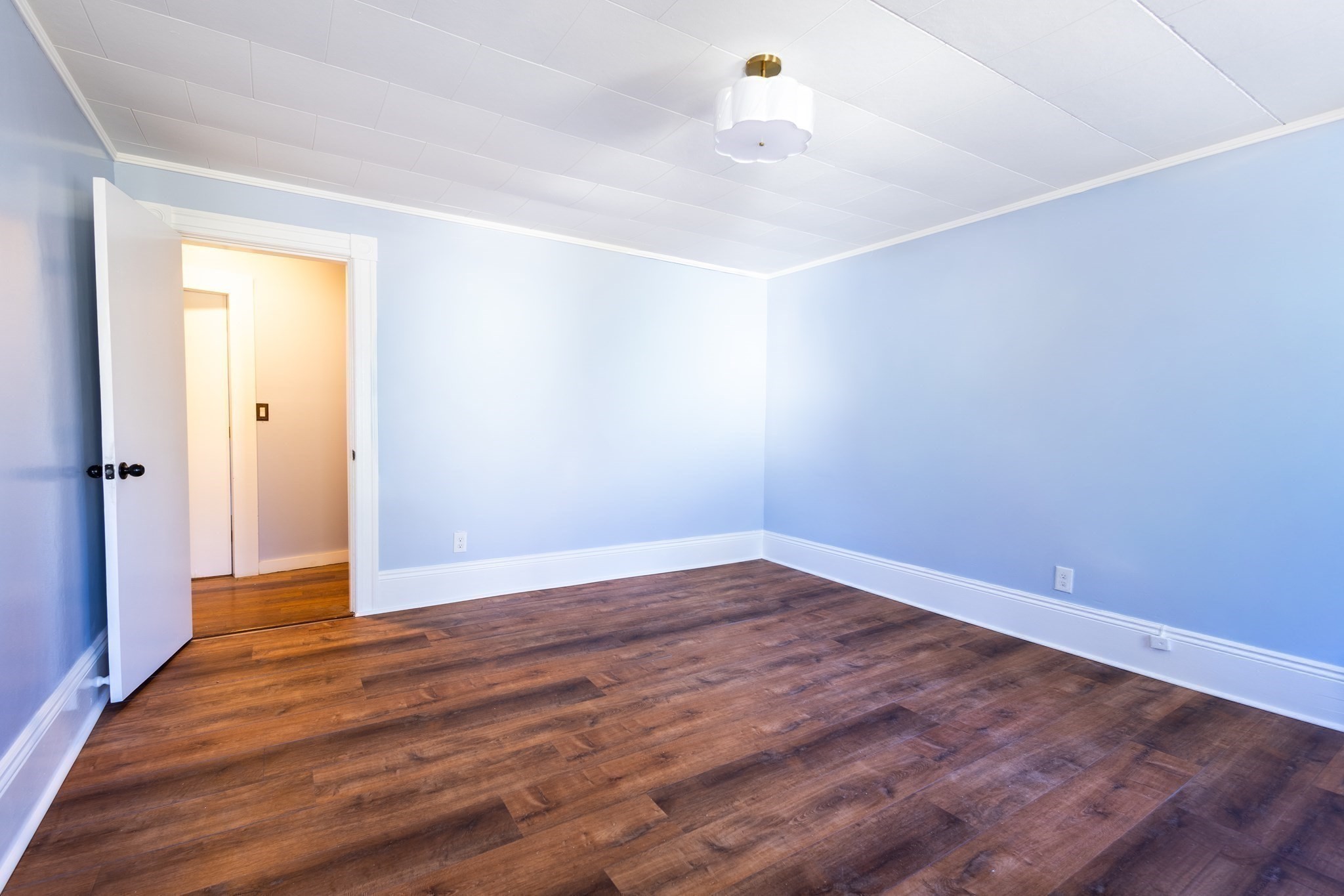 50 E Myrtle St Property Photo 29