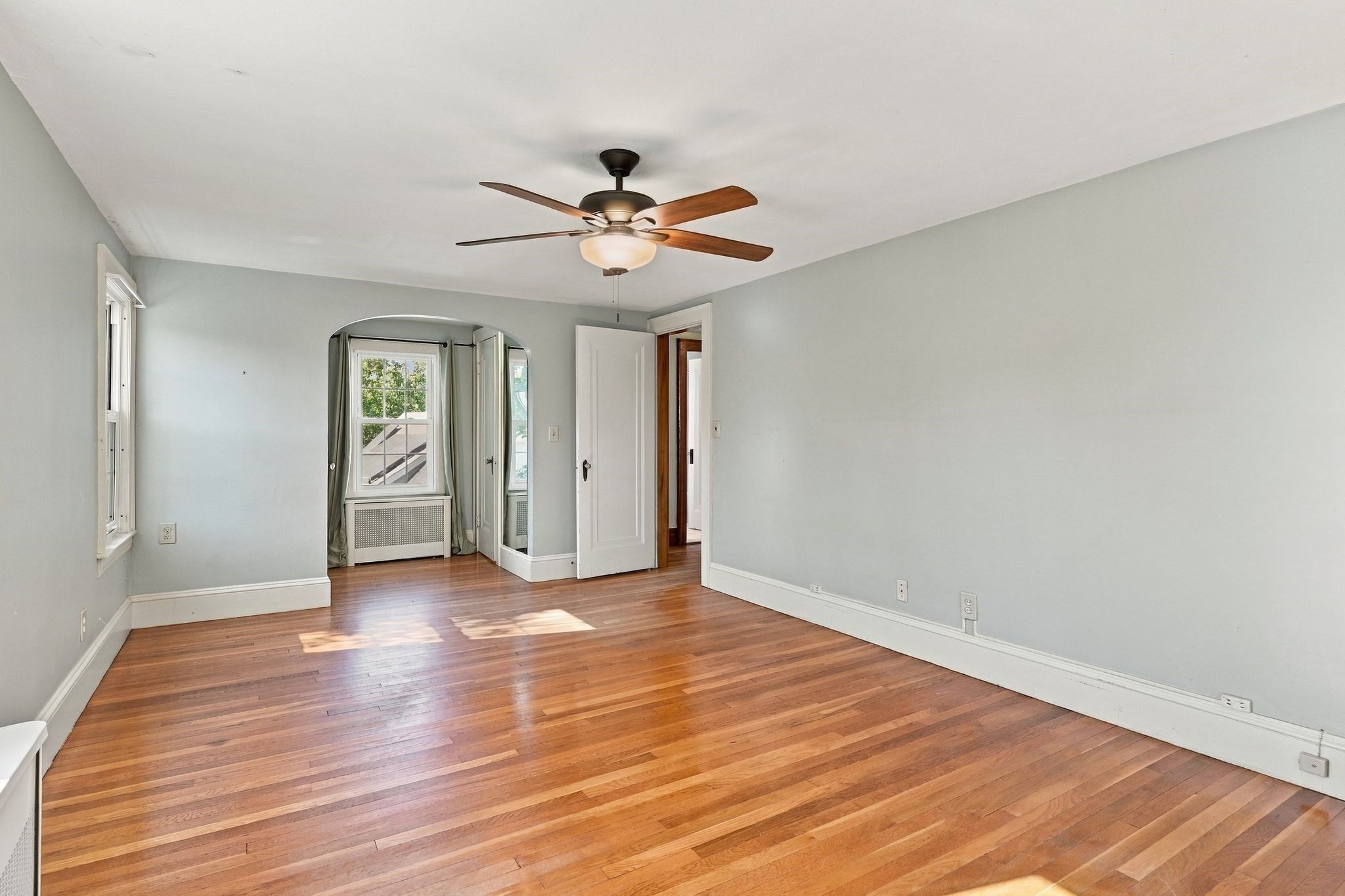 14 Windsor Place Property Photo 23