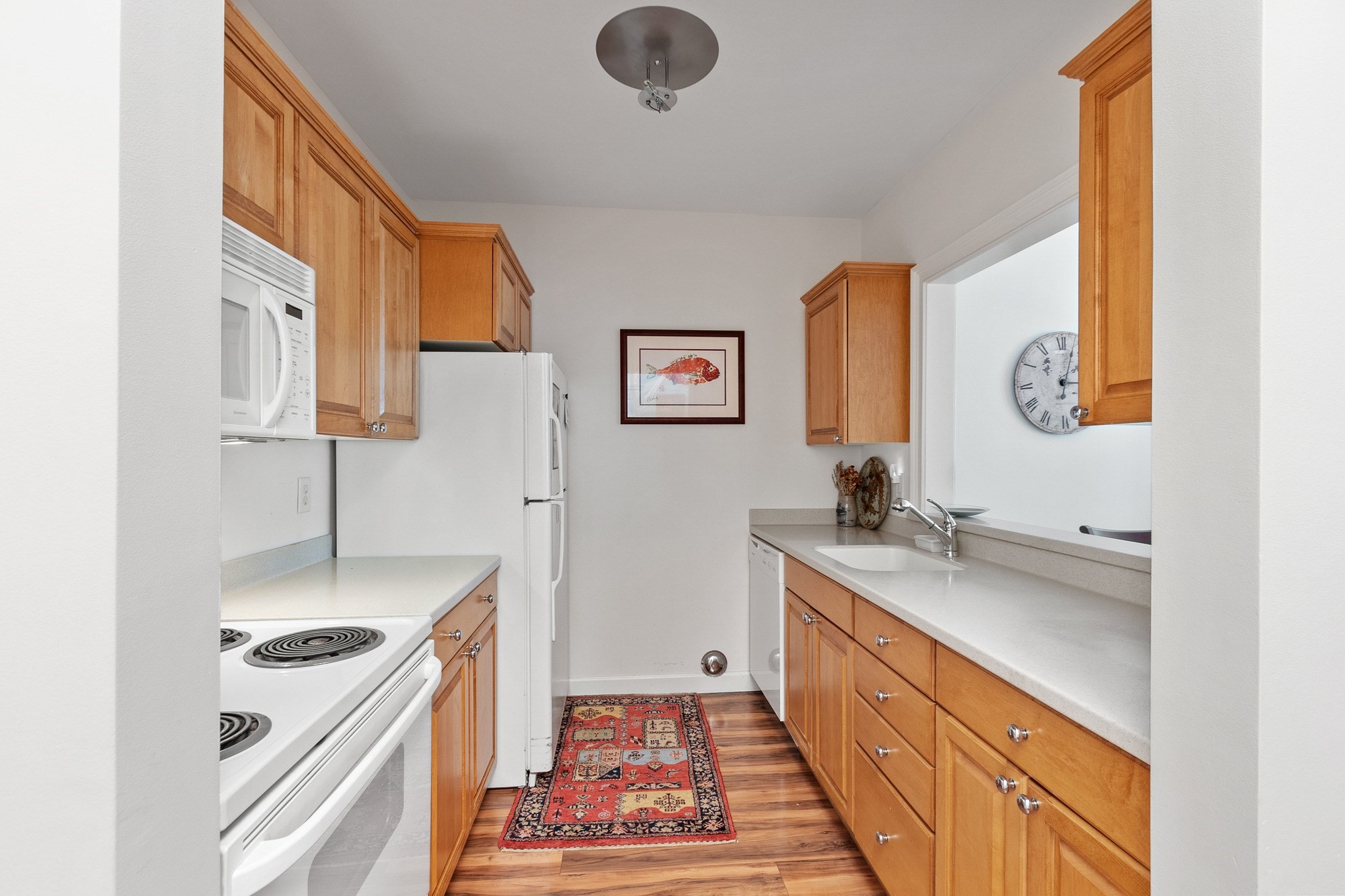 27 Hartland Way # 106 Property Photo 4