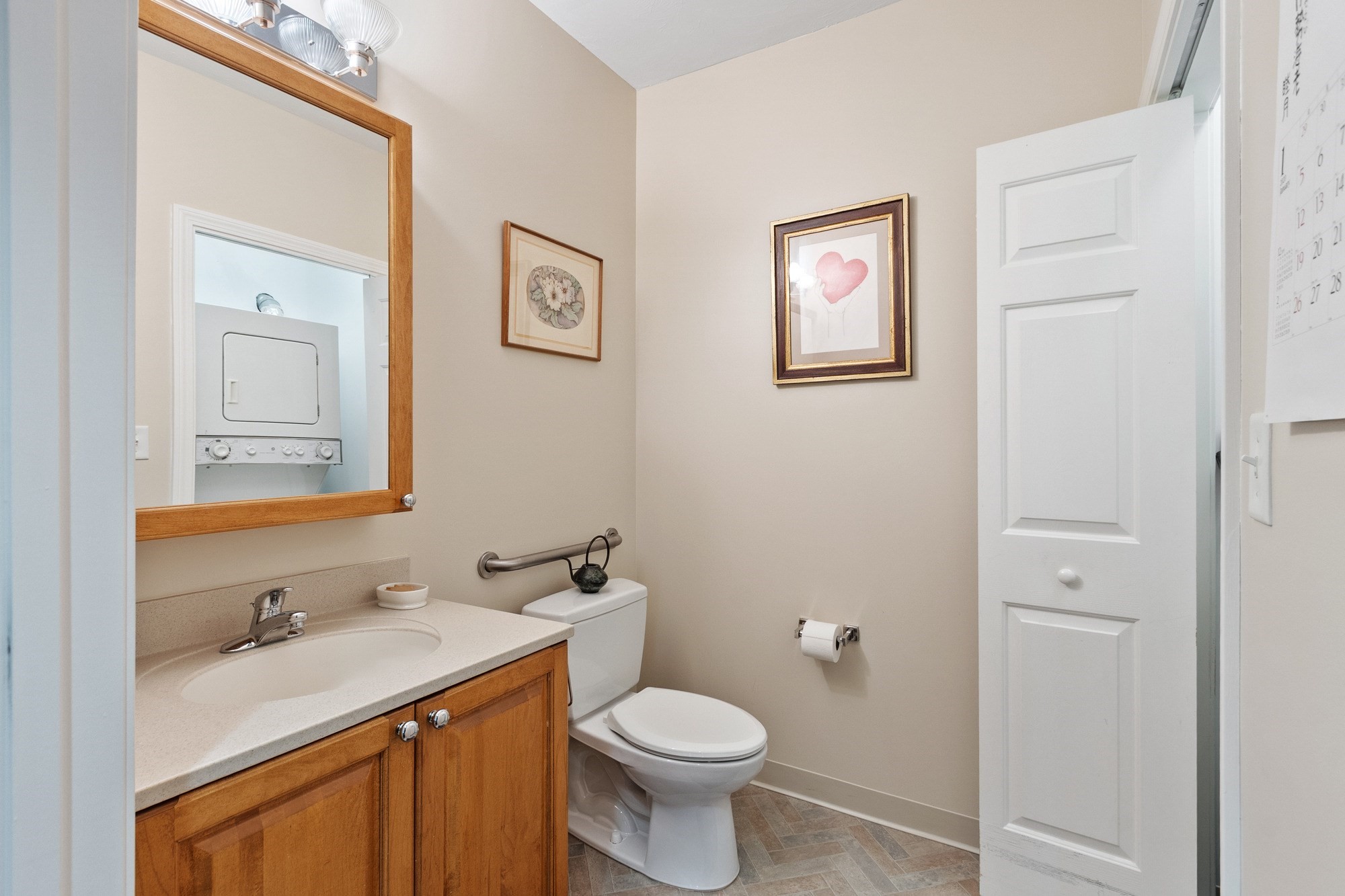 27 Hartland Way # 106 Property Photo 14