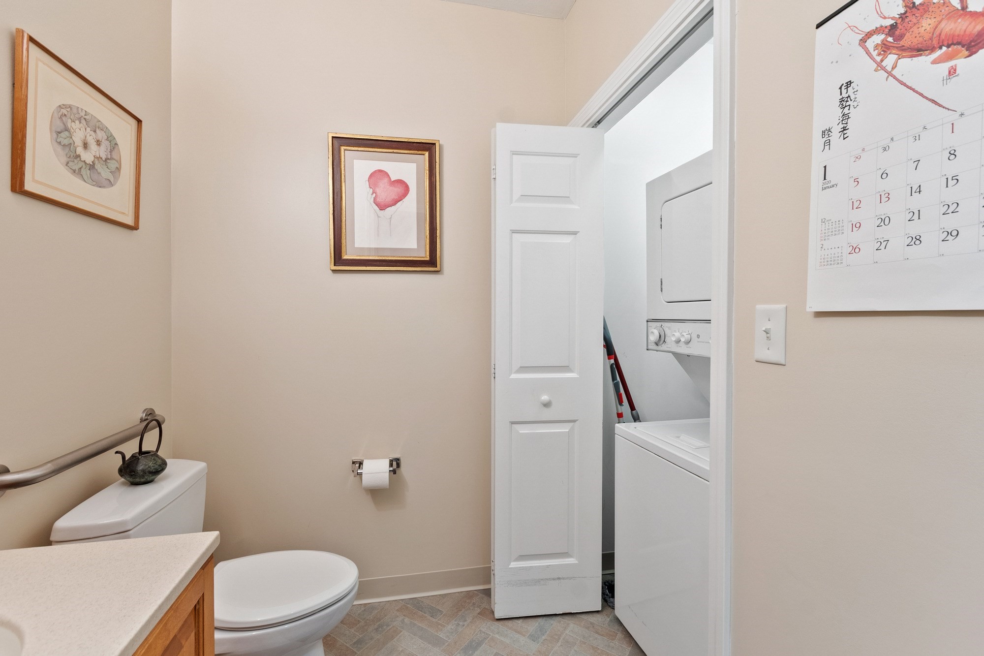 27 Hartland Way # 106 Property Photo 15