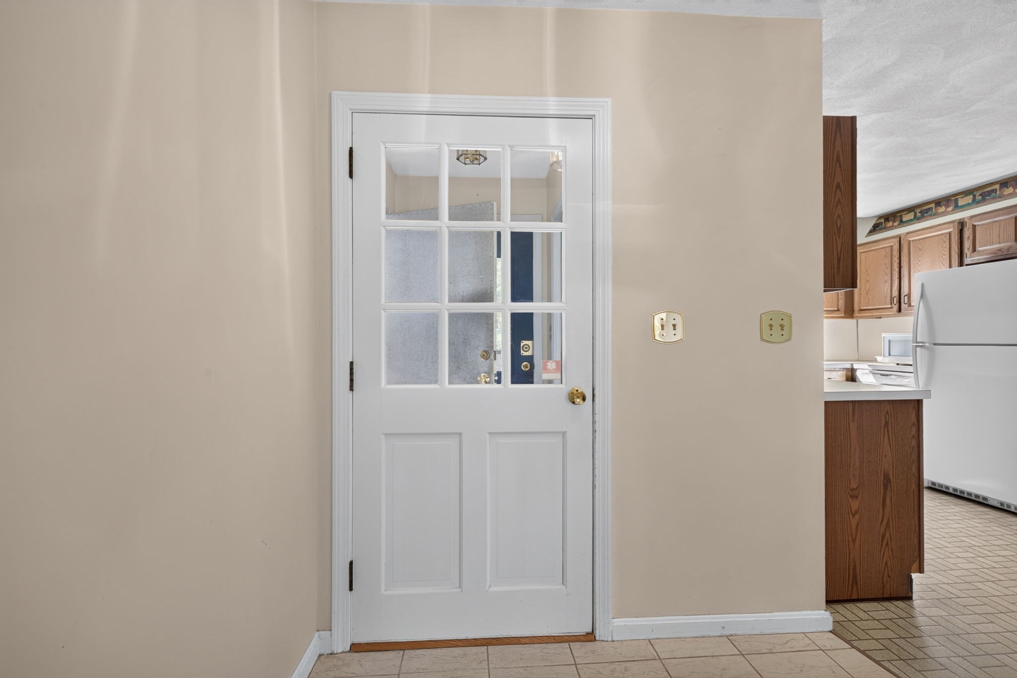 401 Colonial Drive # 38 Property Photo 5