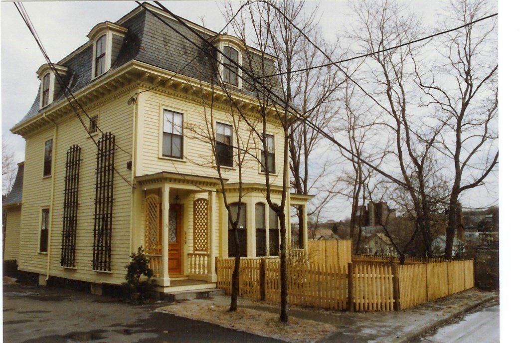 6 Oakdale St Property Photo 1